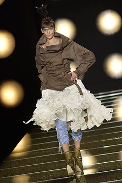 Christian Dior F/W 02 Couture Look 46