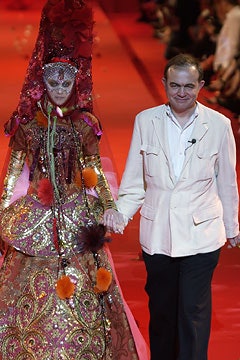 Christian Lacroix F/W 02 Couture Look 232