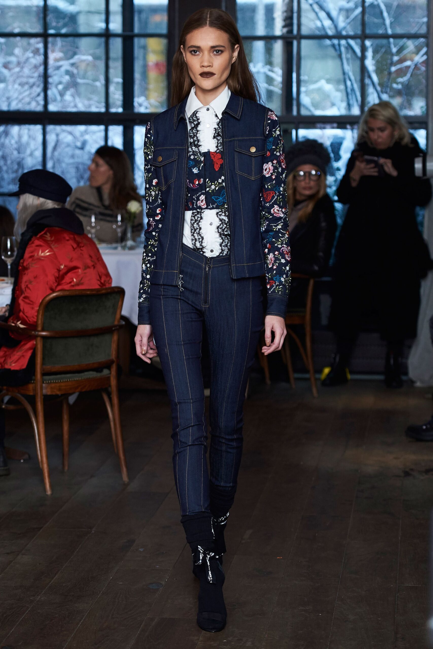 Cinq à Sept F/W 17 Look 130