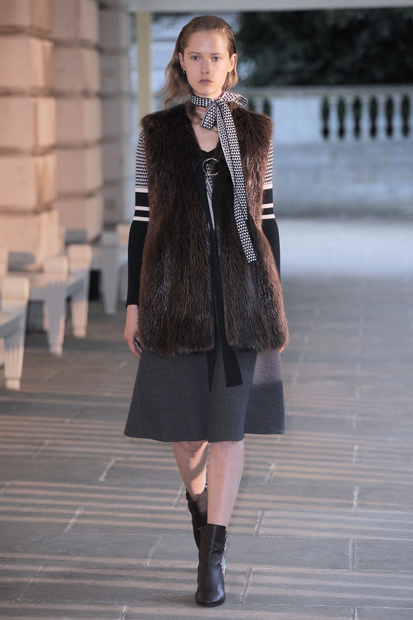 Creatures of the Wind Resort 17 Look 56