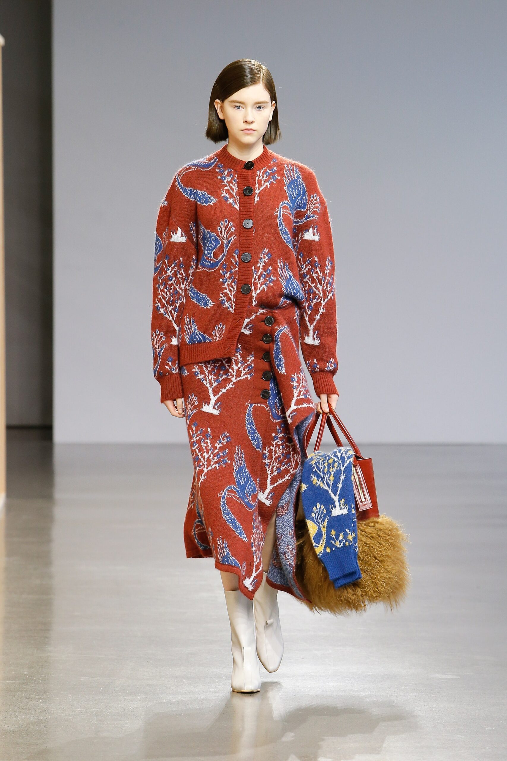Claudia Li F/W 18 Look 311