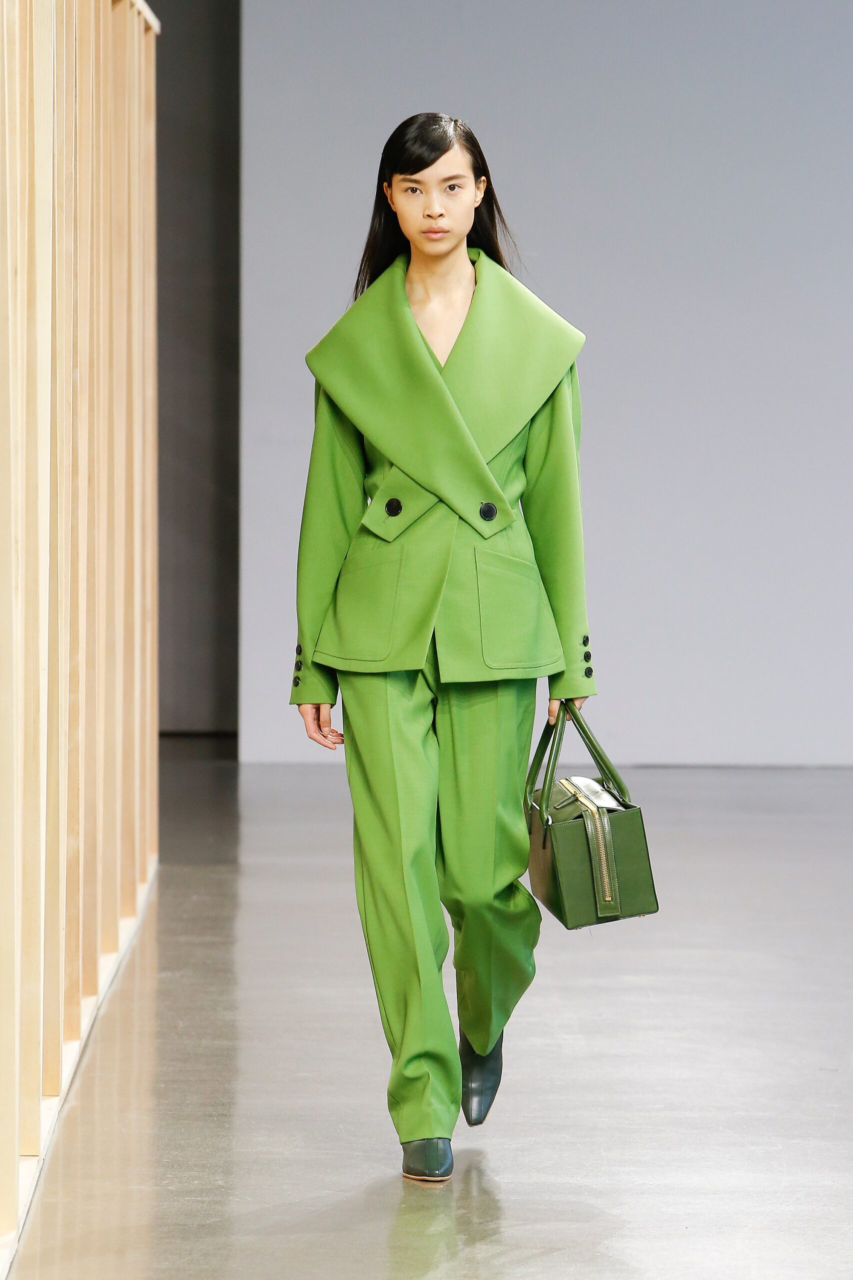 Claudia Li F/W 18 Look 333