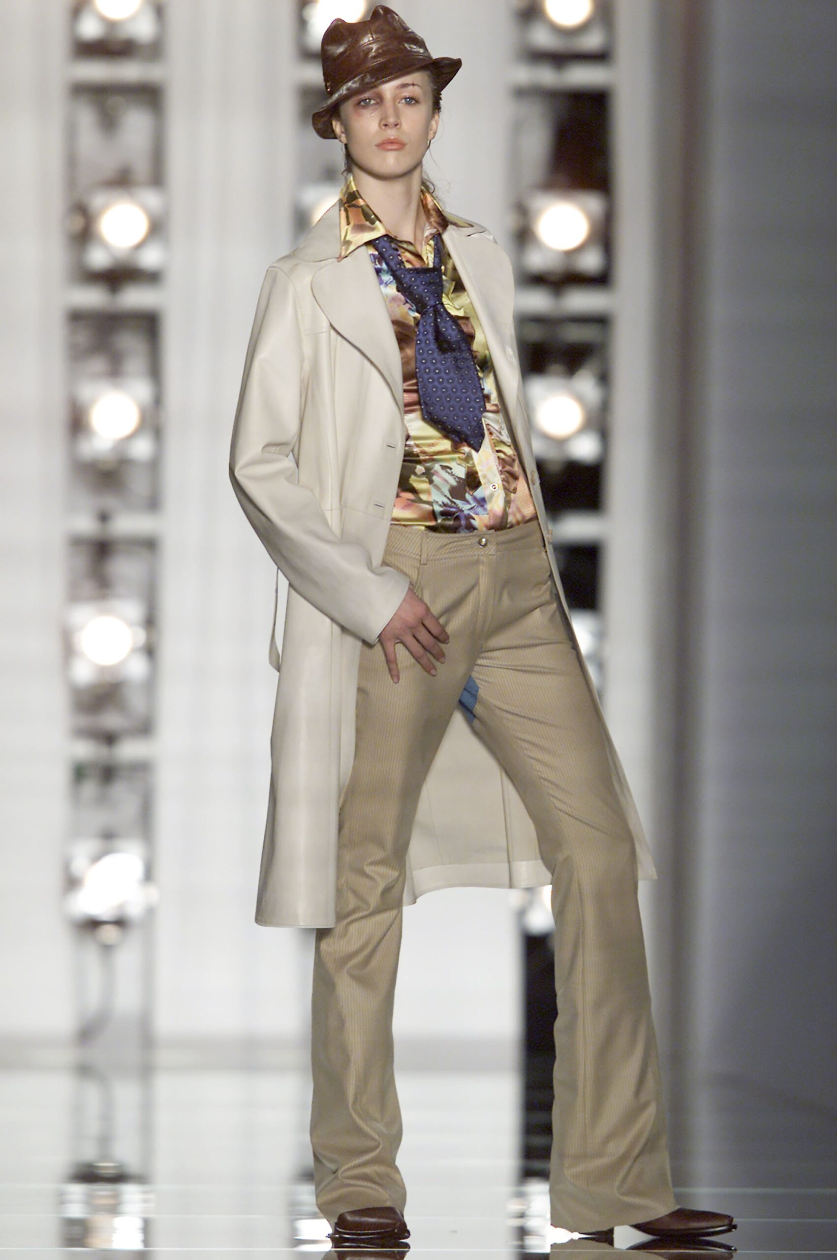 Christian Dior F/W 01 Look 186