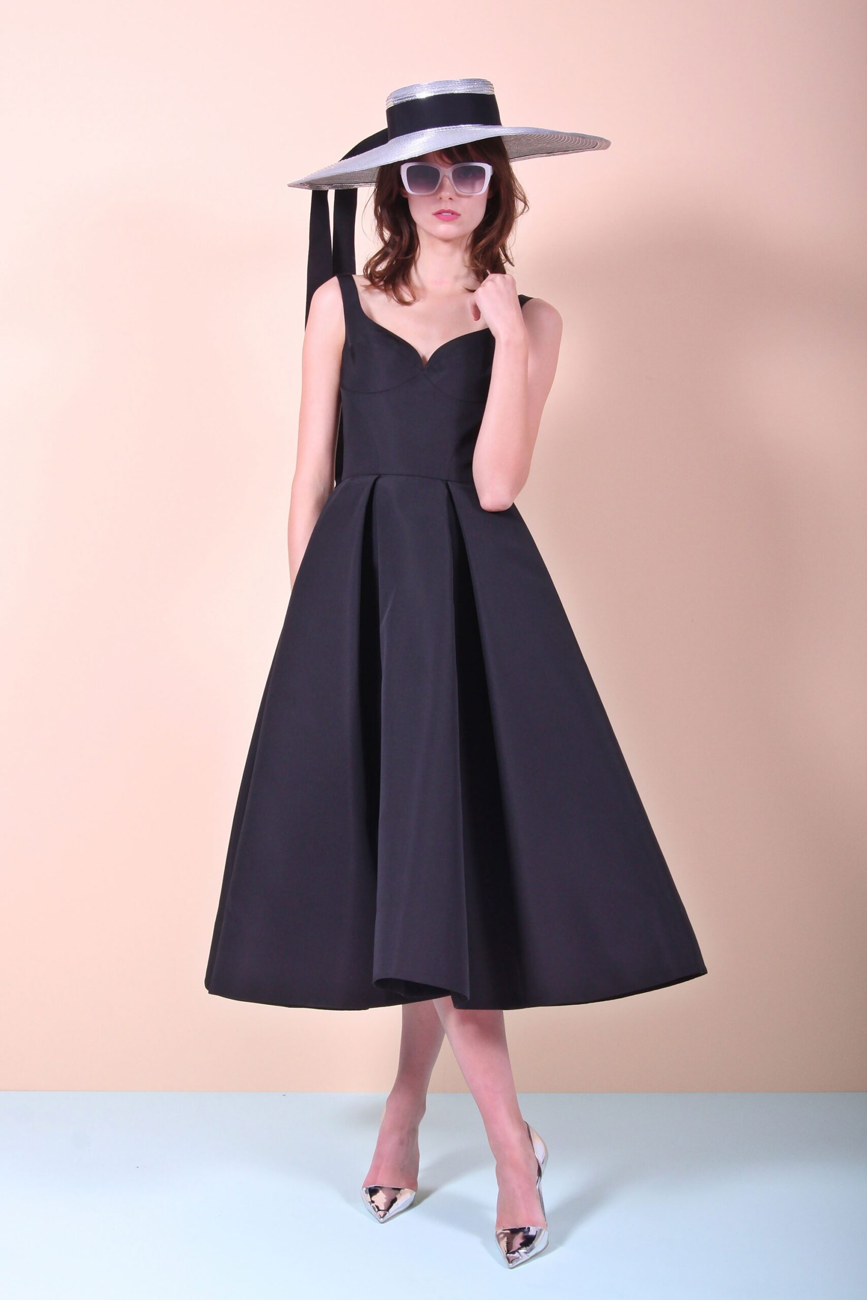 Christian Siriano Resort 18 Look 329