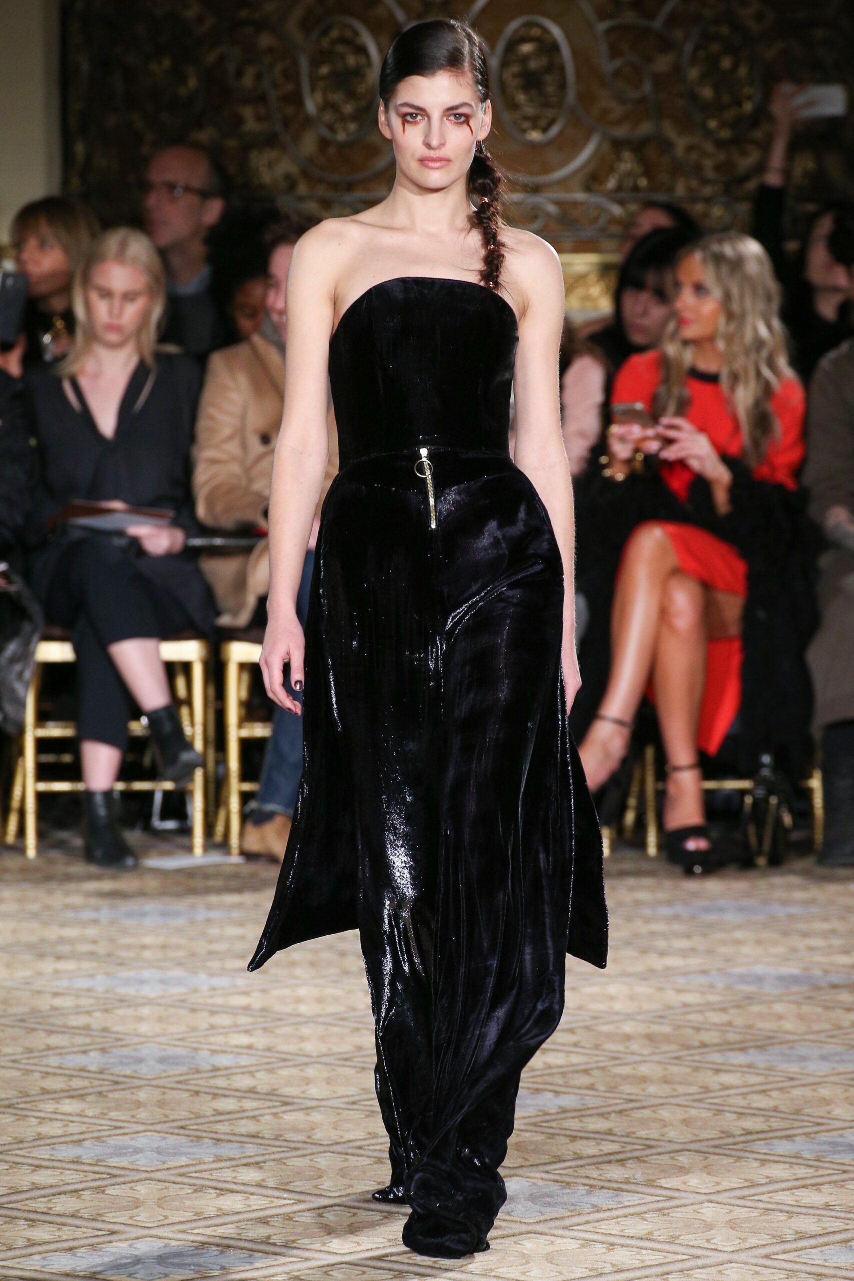 Christian Siriano F/W 17 Look 315