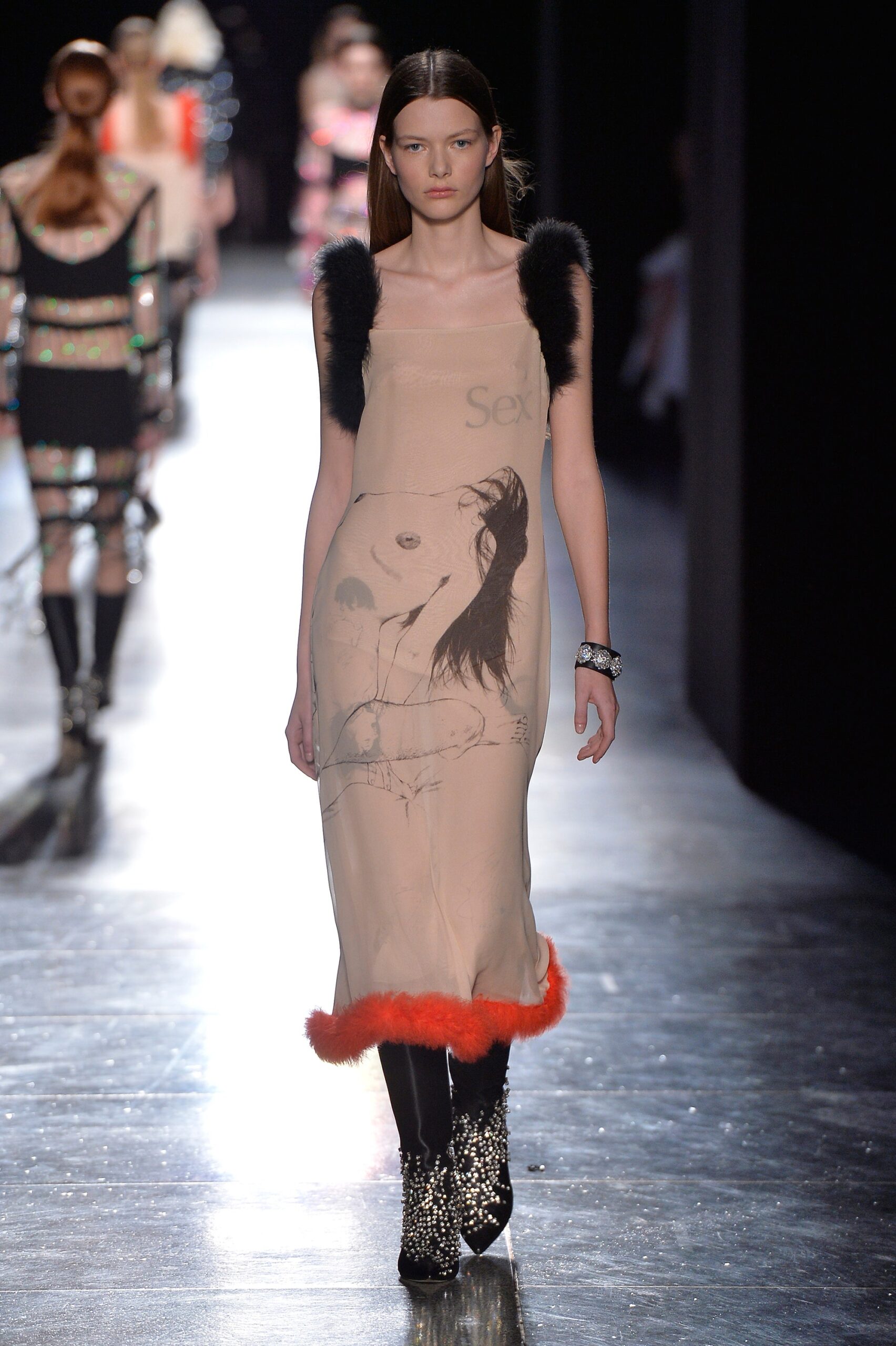 Christopher Kane F/W 18 Look 696