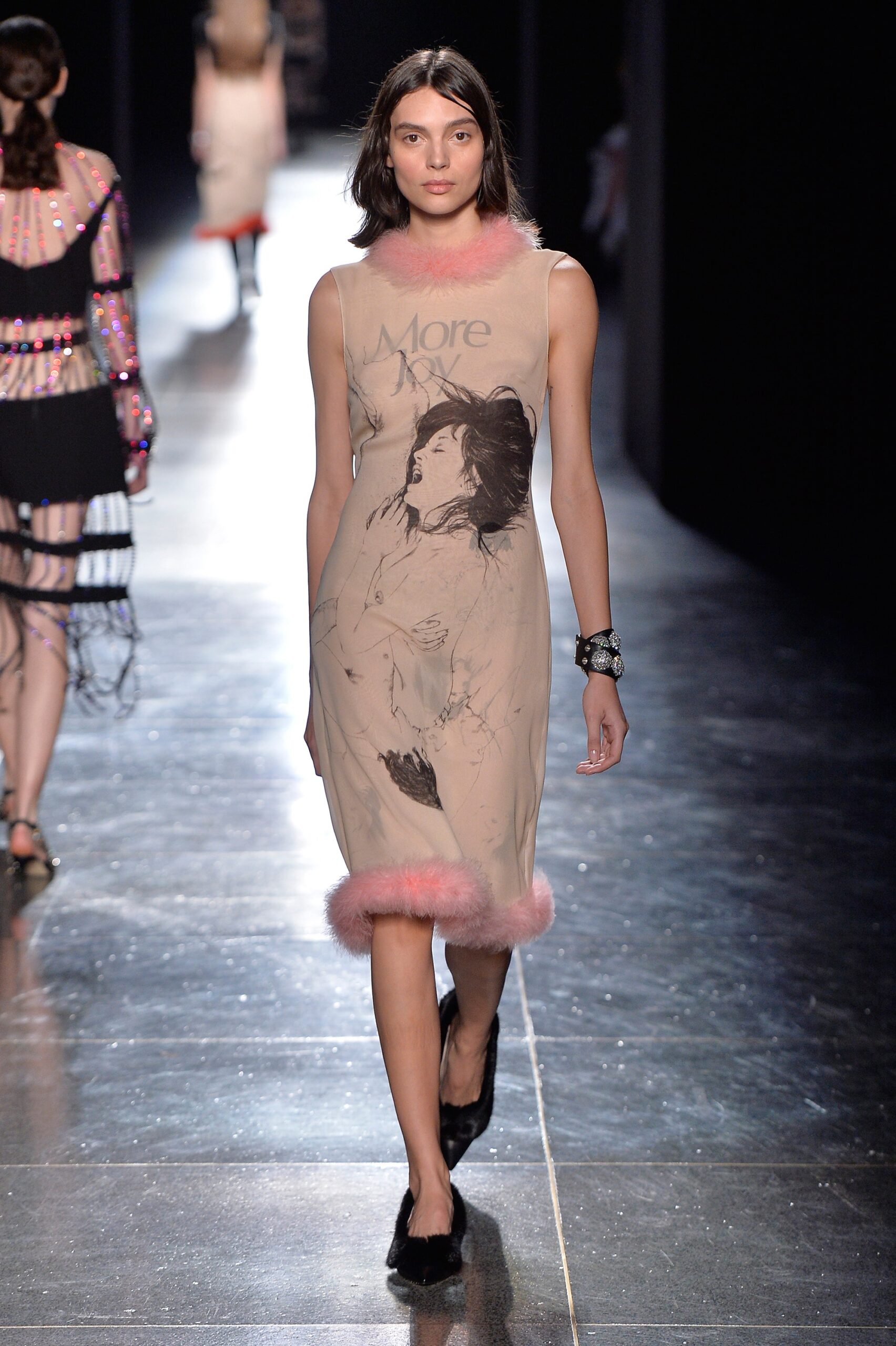 Christopher Kane F/W 18 Look 735