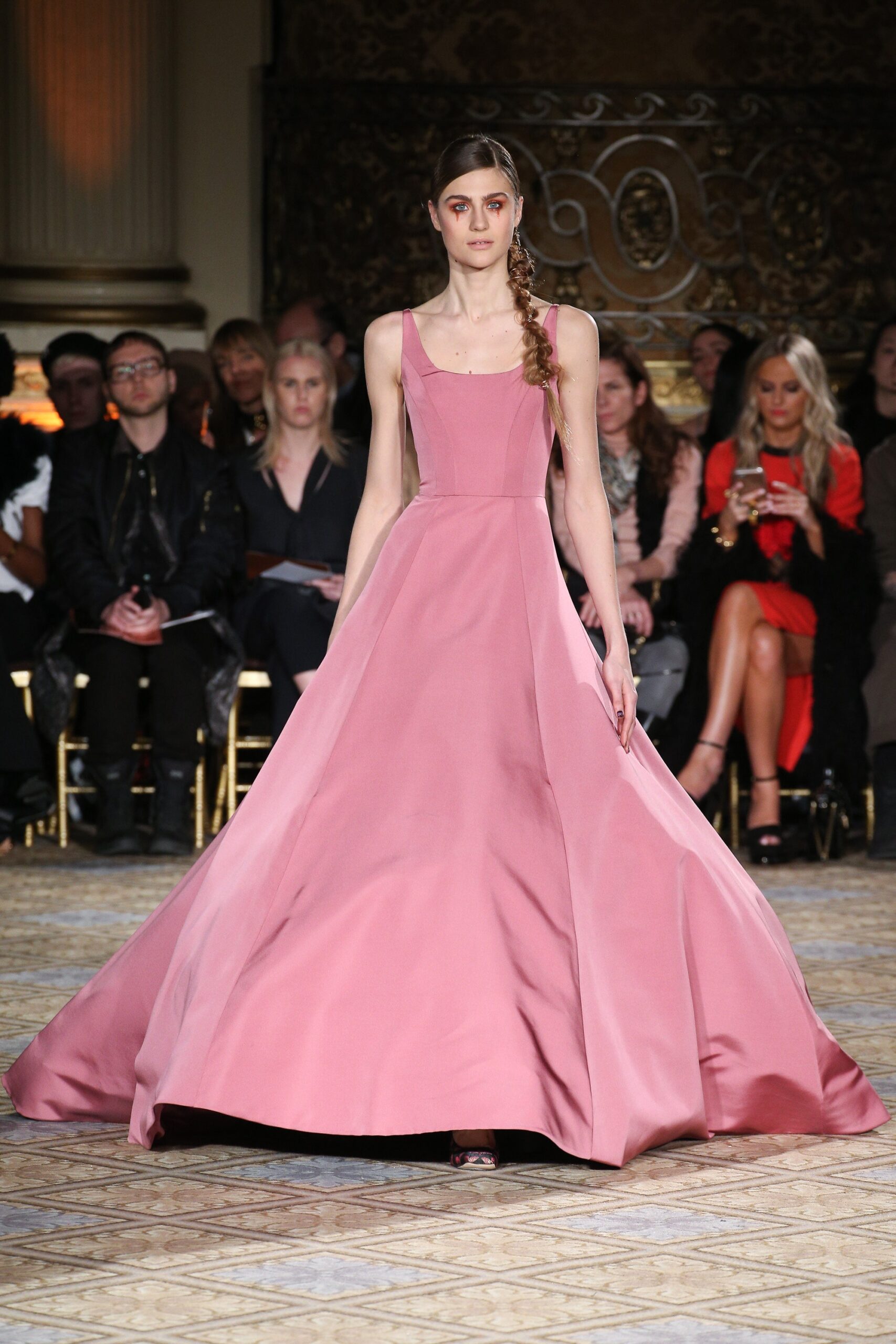 Christian Siriano F/W 17 Look 672