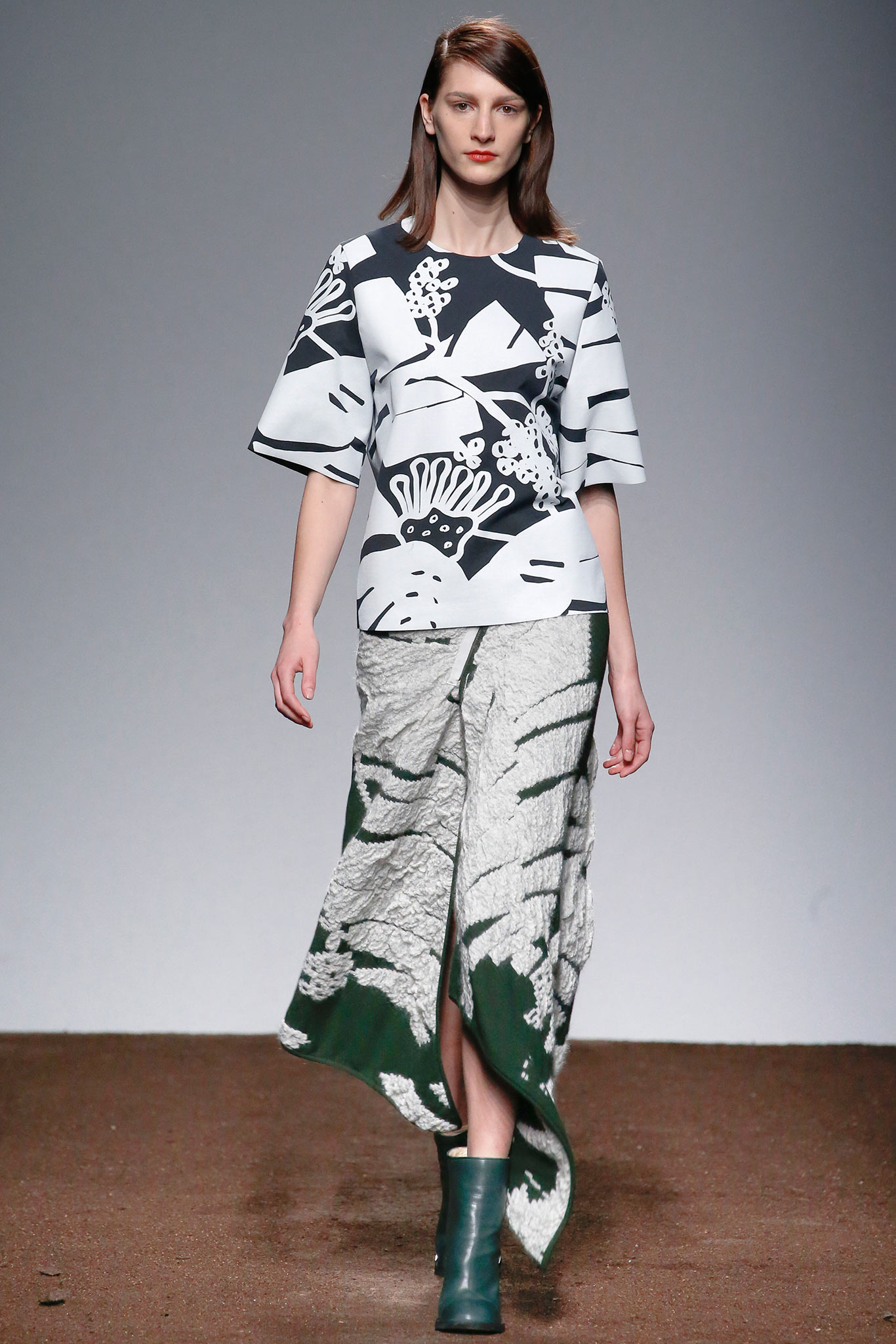 Christian Wijnants F/W 15 Look 14