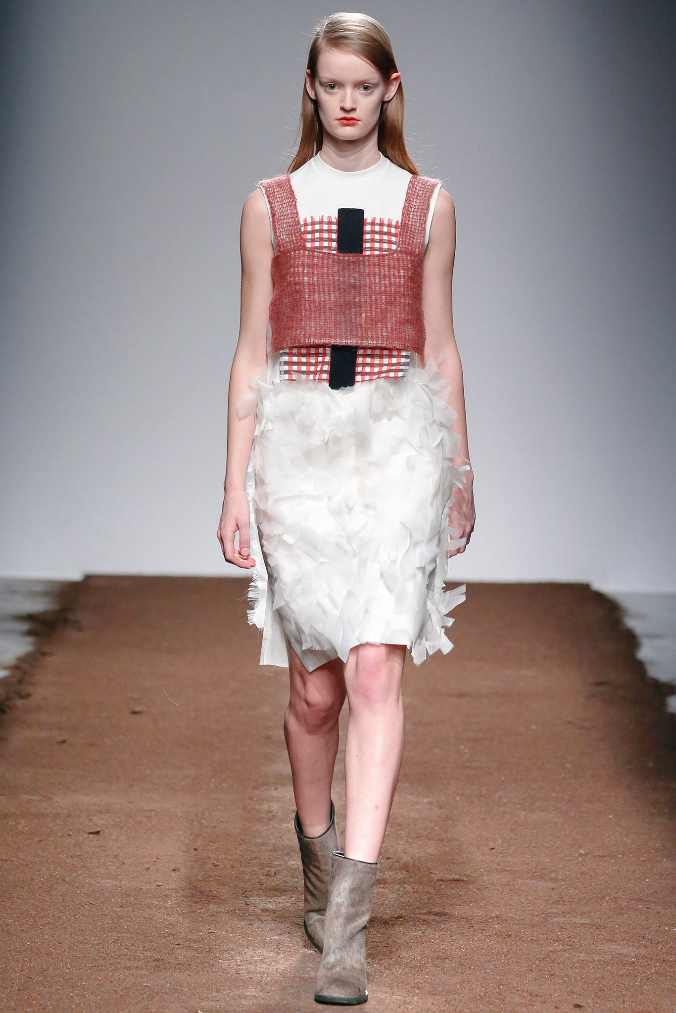 Christian Wijnants F/W 15 Look 69