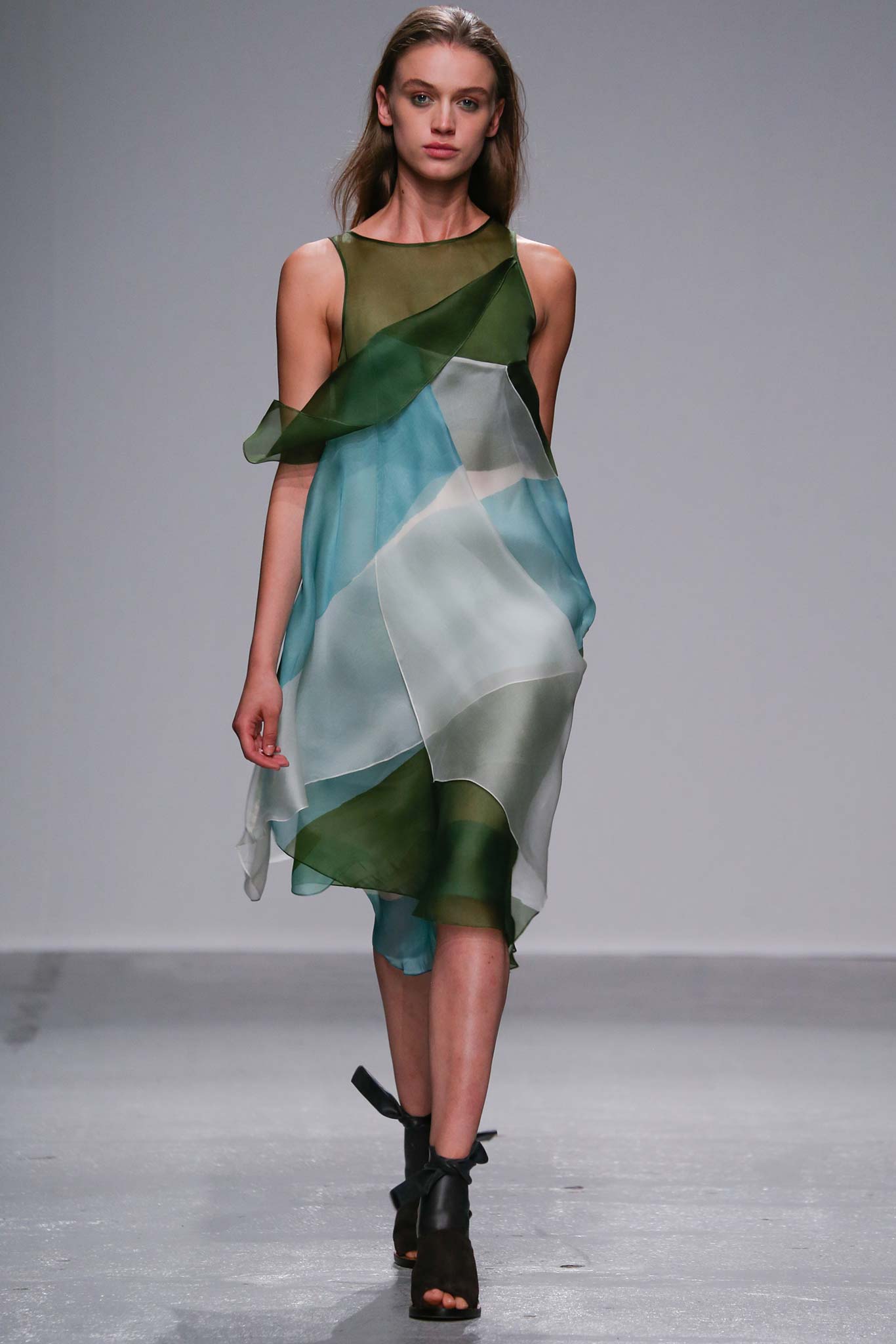 Christian Wijnants S/S 15 Look 152