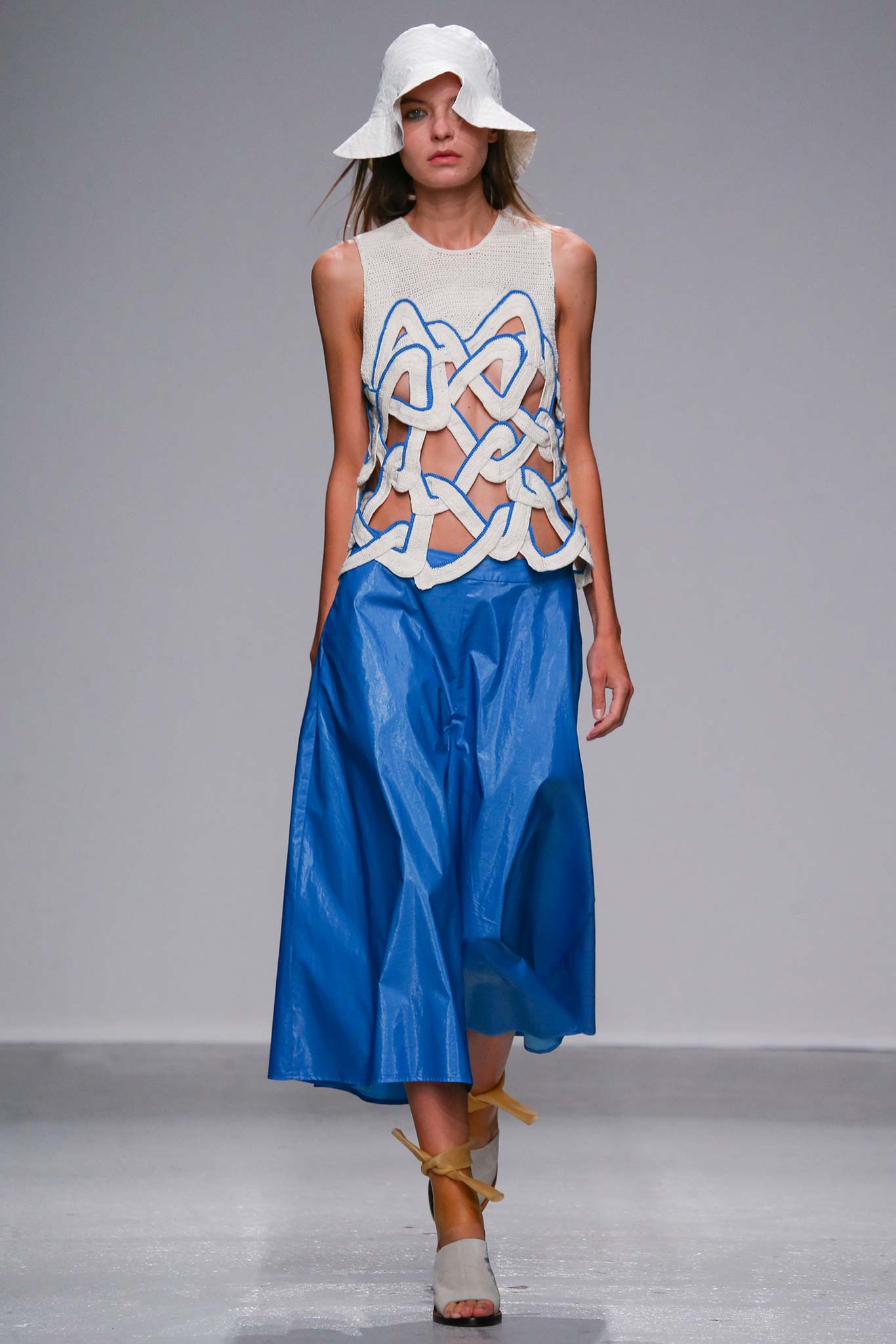 Christian Wijnants S/S 15 Look 207