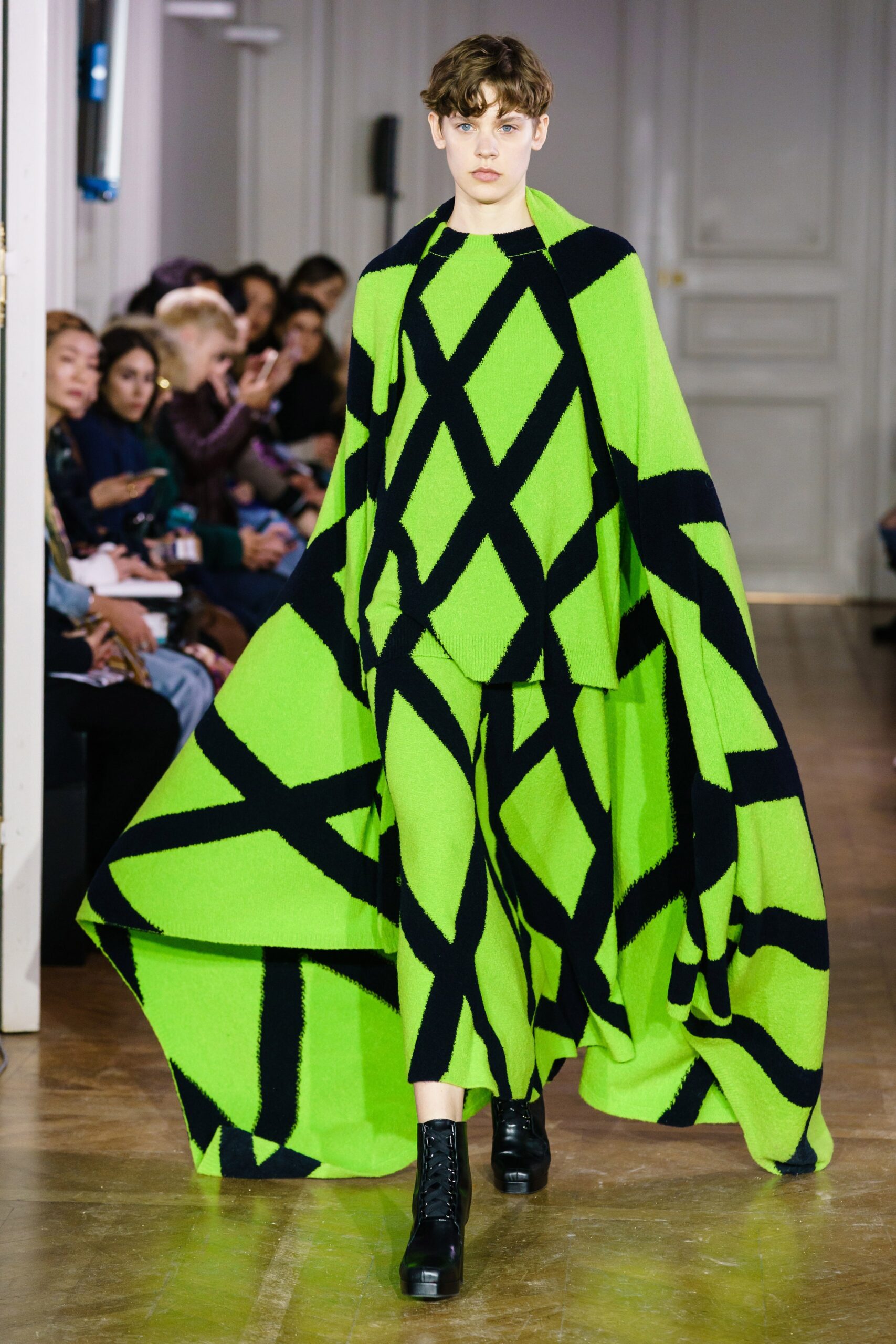 Christian Wijnants F/W 19 Look 428