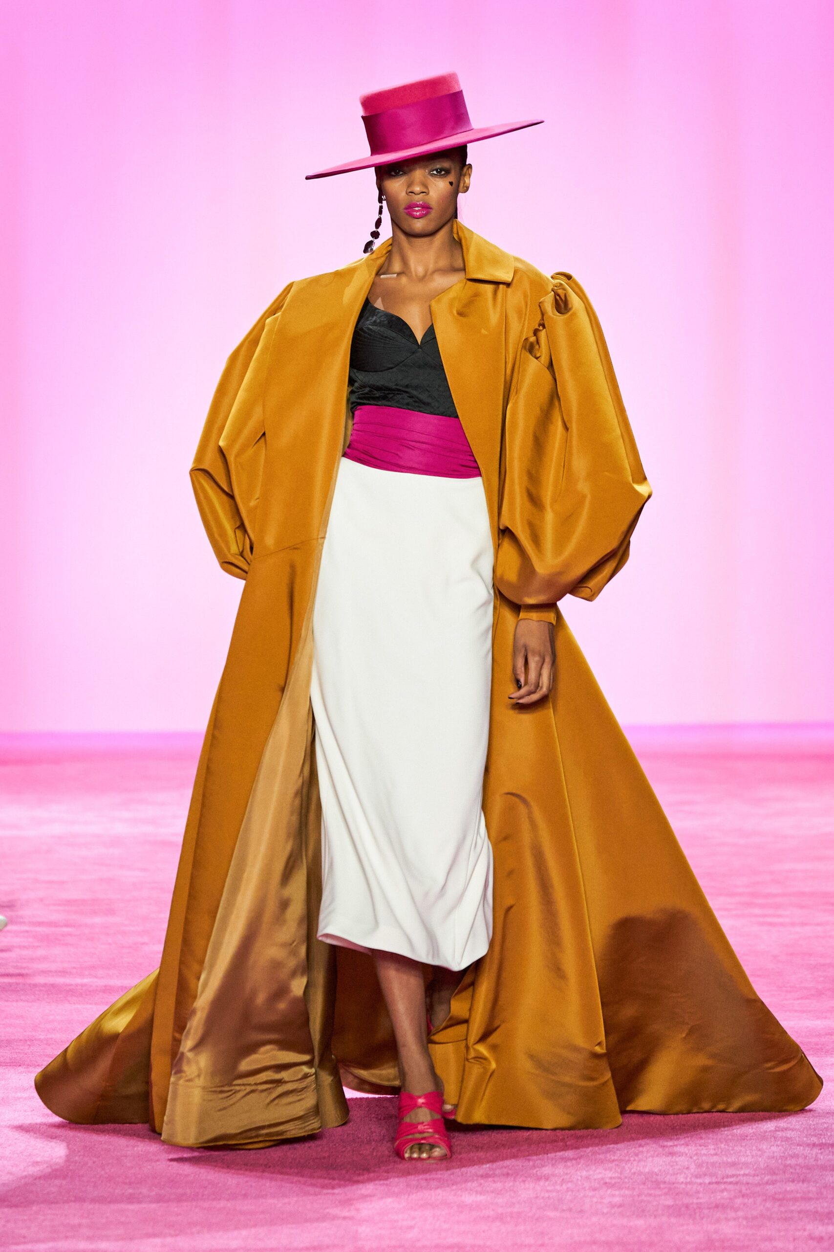 Christian Siriano F/W 20 Look 885