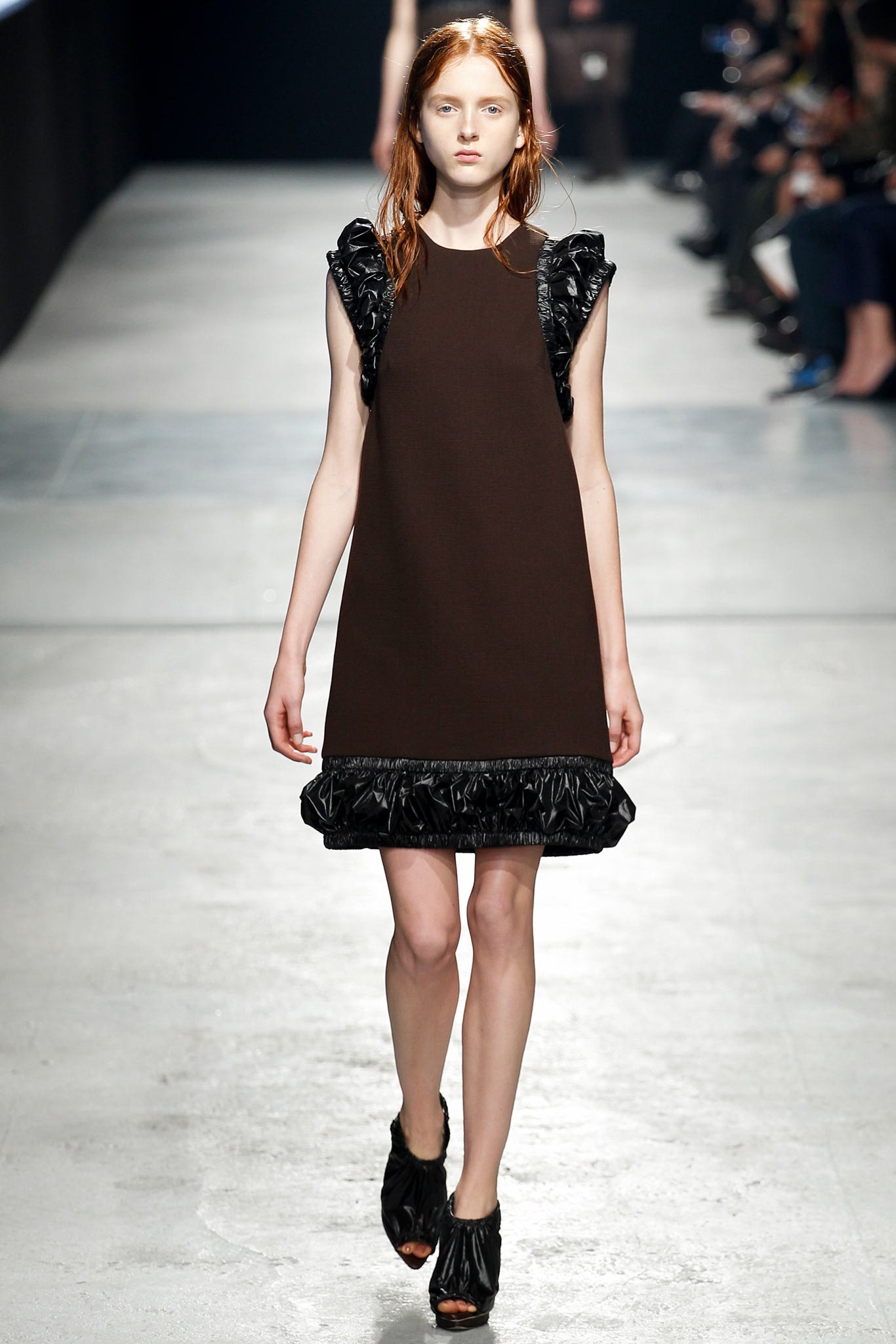 Christopher Kane F/W 14 Look 81