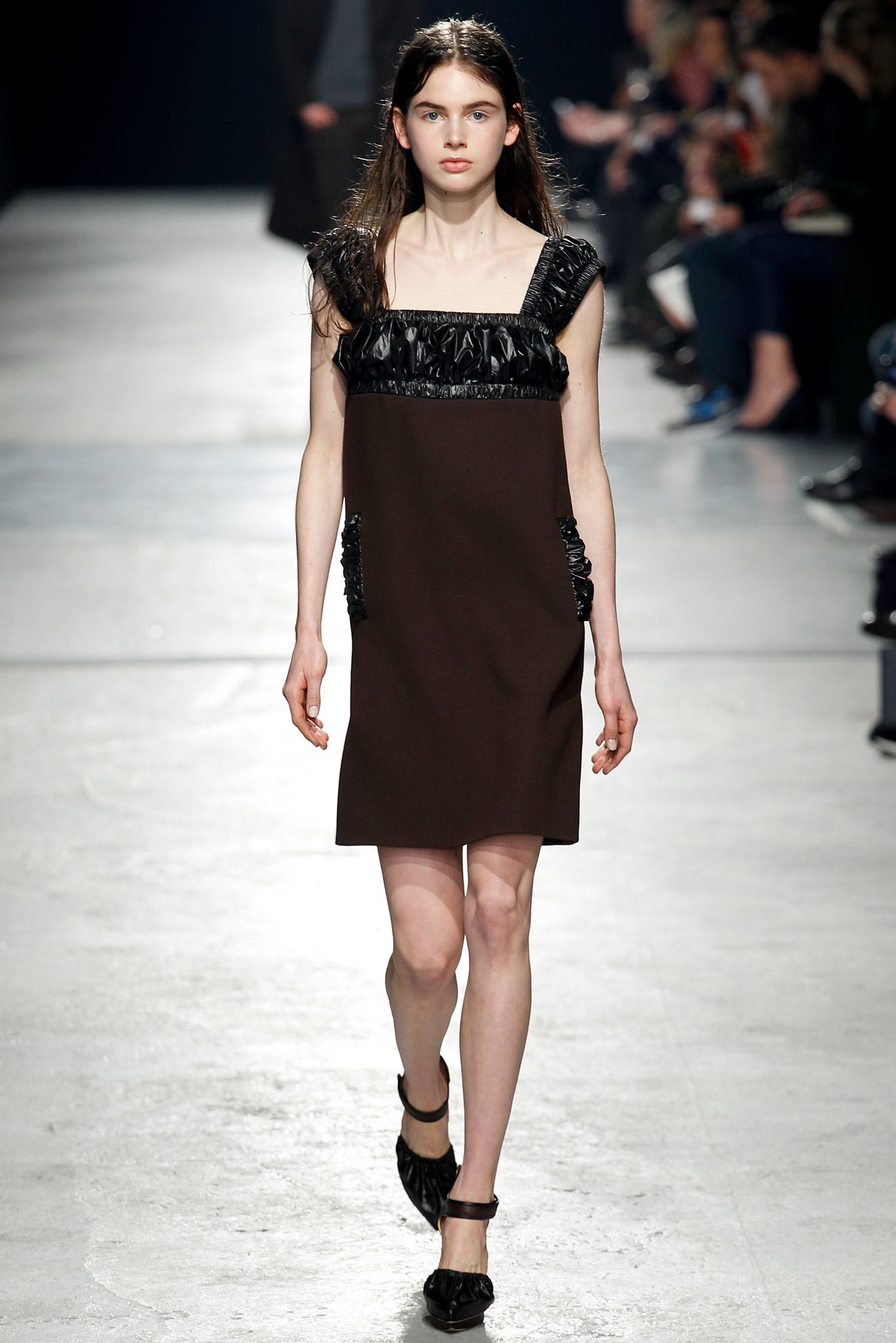 Christopher Kane F/W 14 Look 84