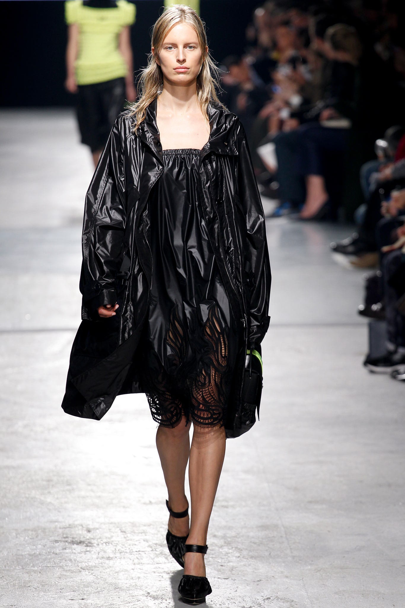 Christopher Kane F/W 14 Look 126