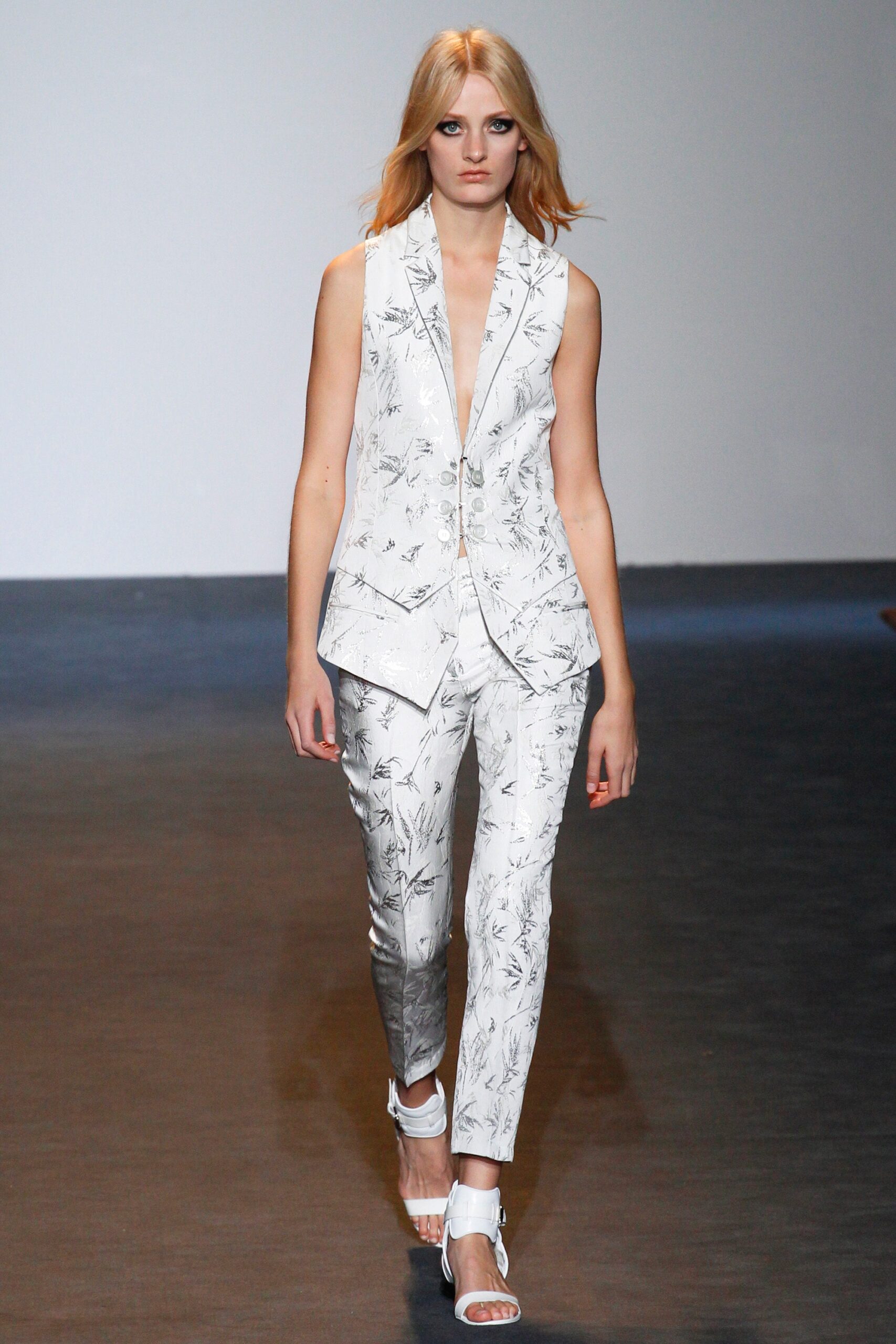 Costume National S/S 16 Look 193
