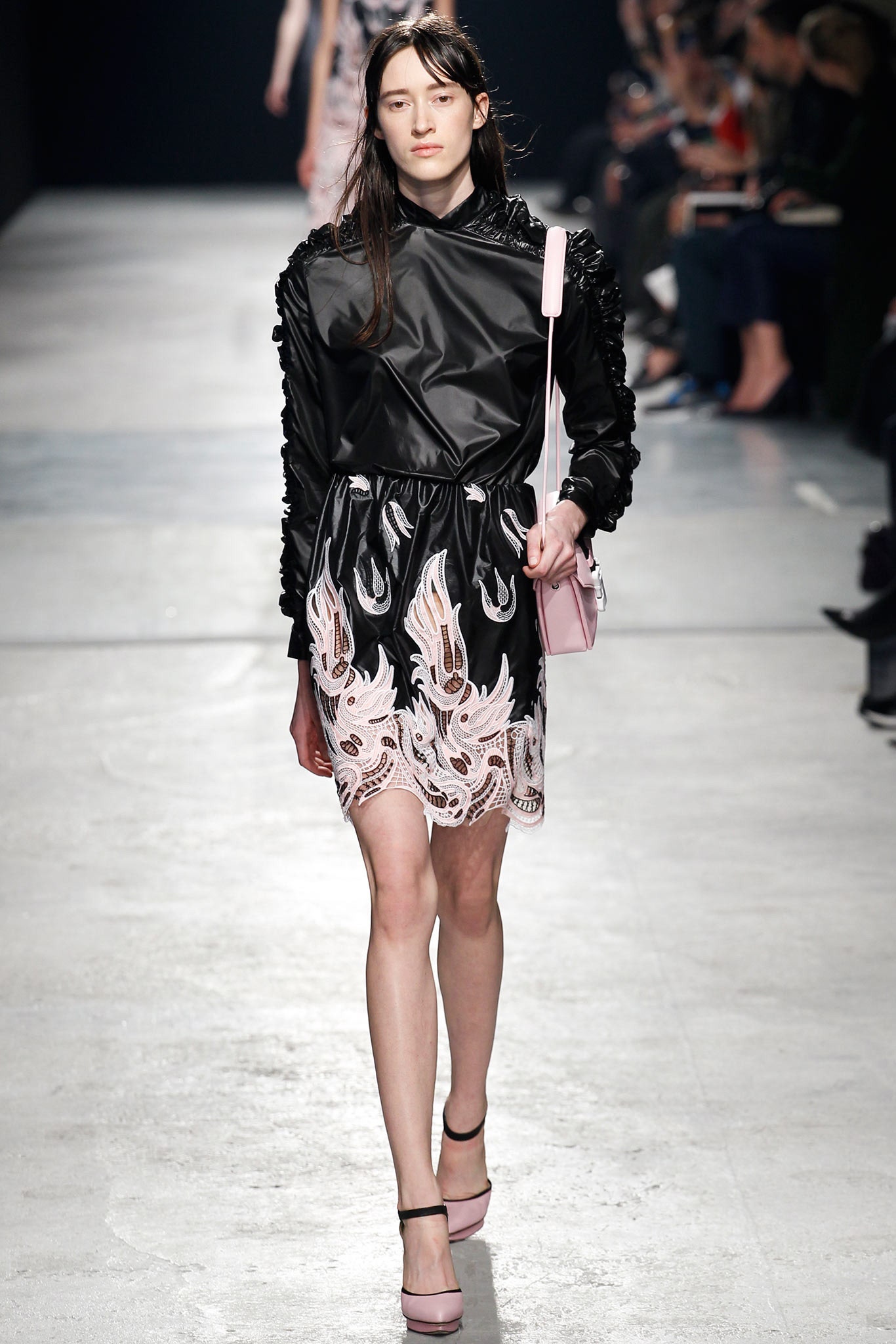 Christopher Kane F/W 14 Look 357