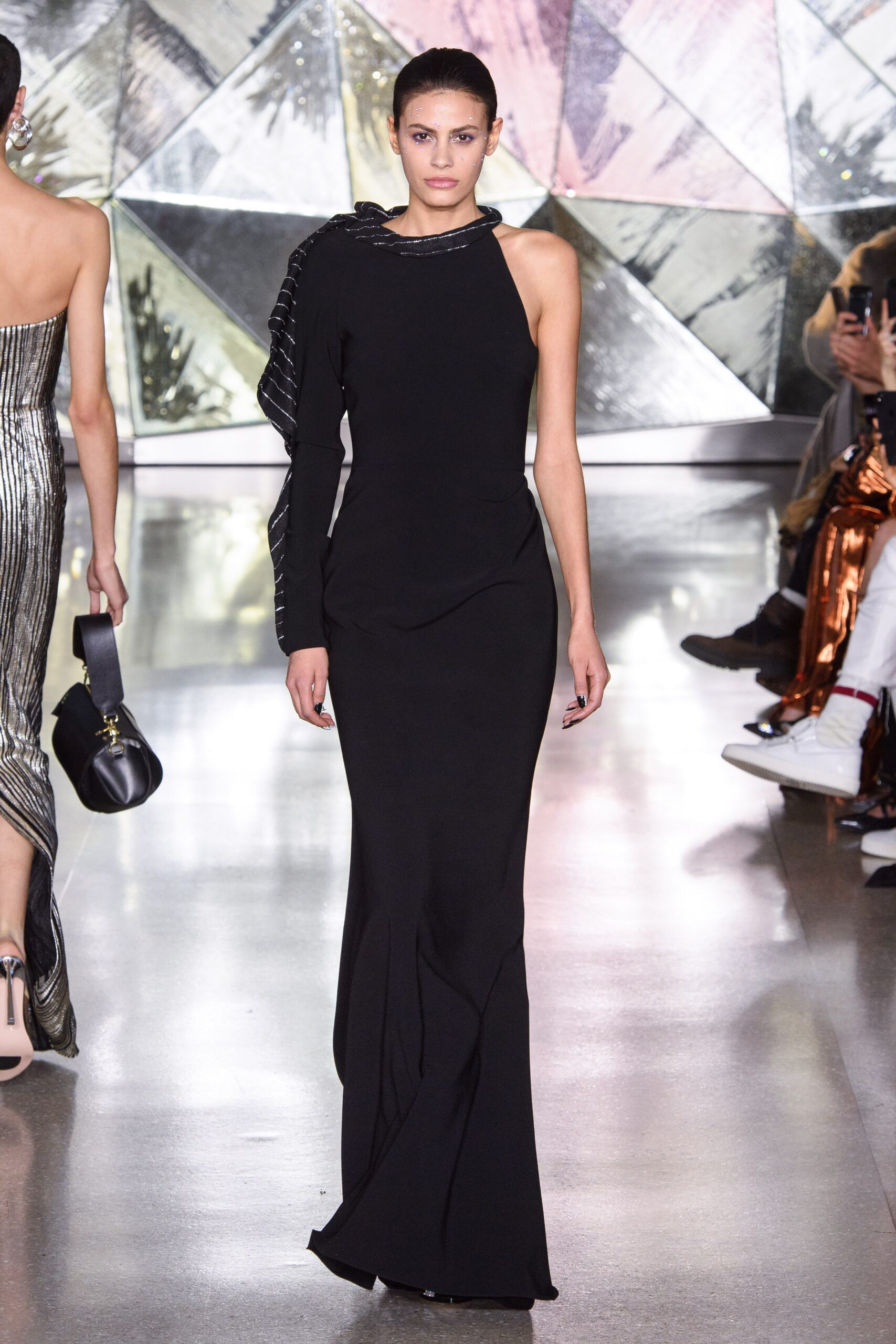 Christian Siriano F/W 19 Look 357