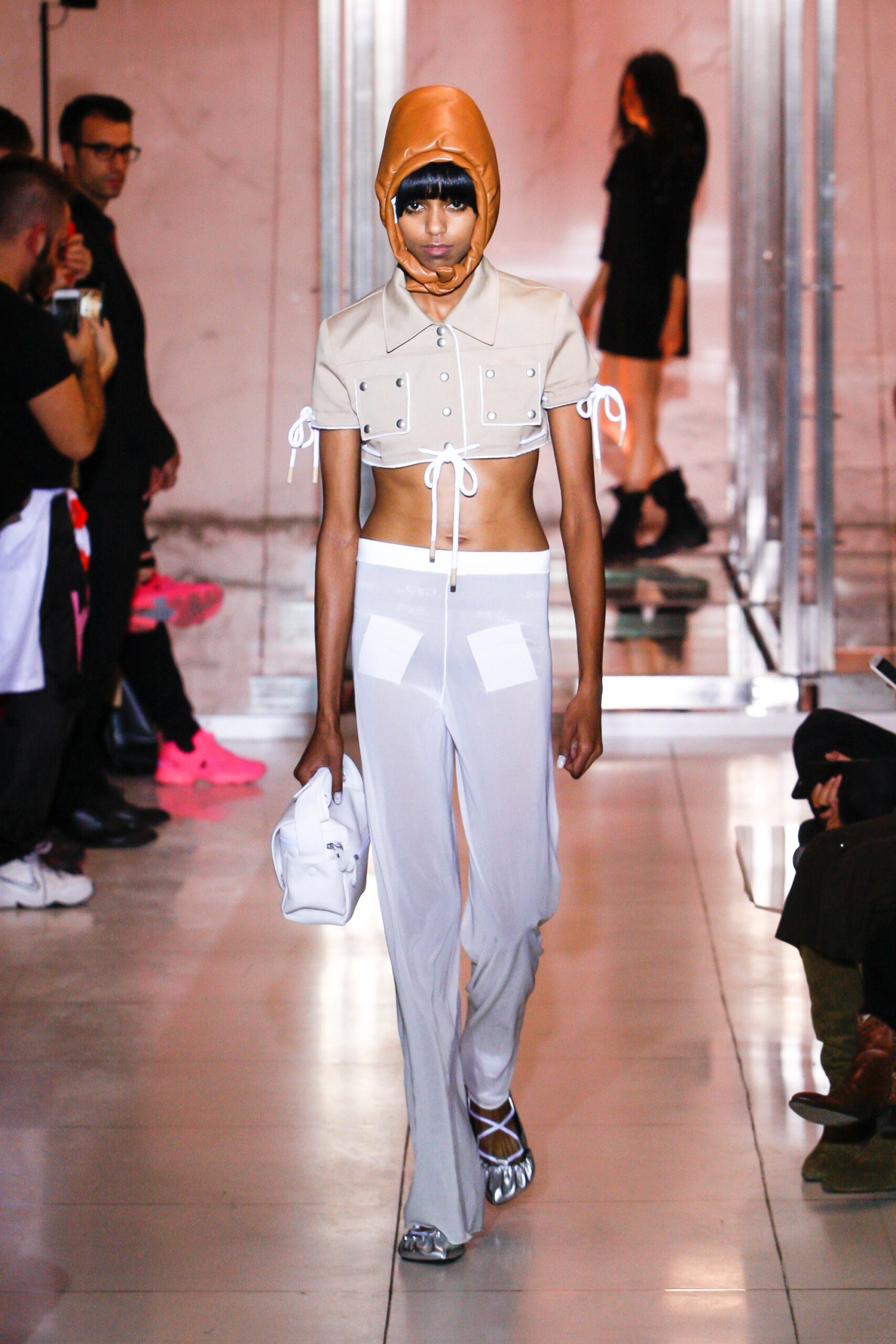 Courrèges S/S 19 Look 1
