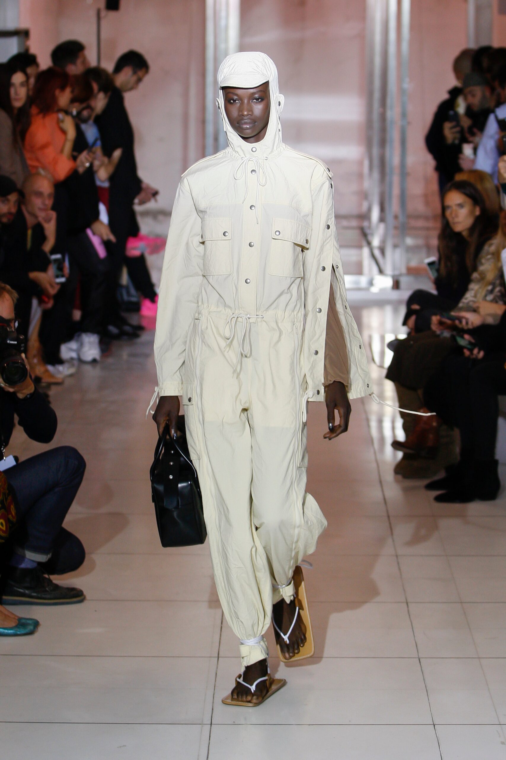 Courrèges S/S 19 Look 25