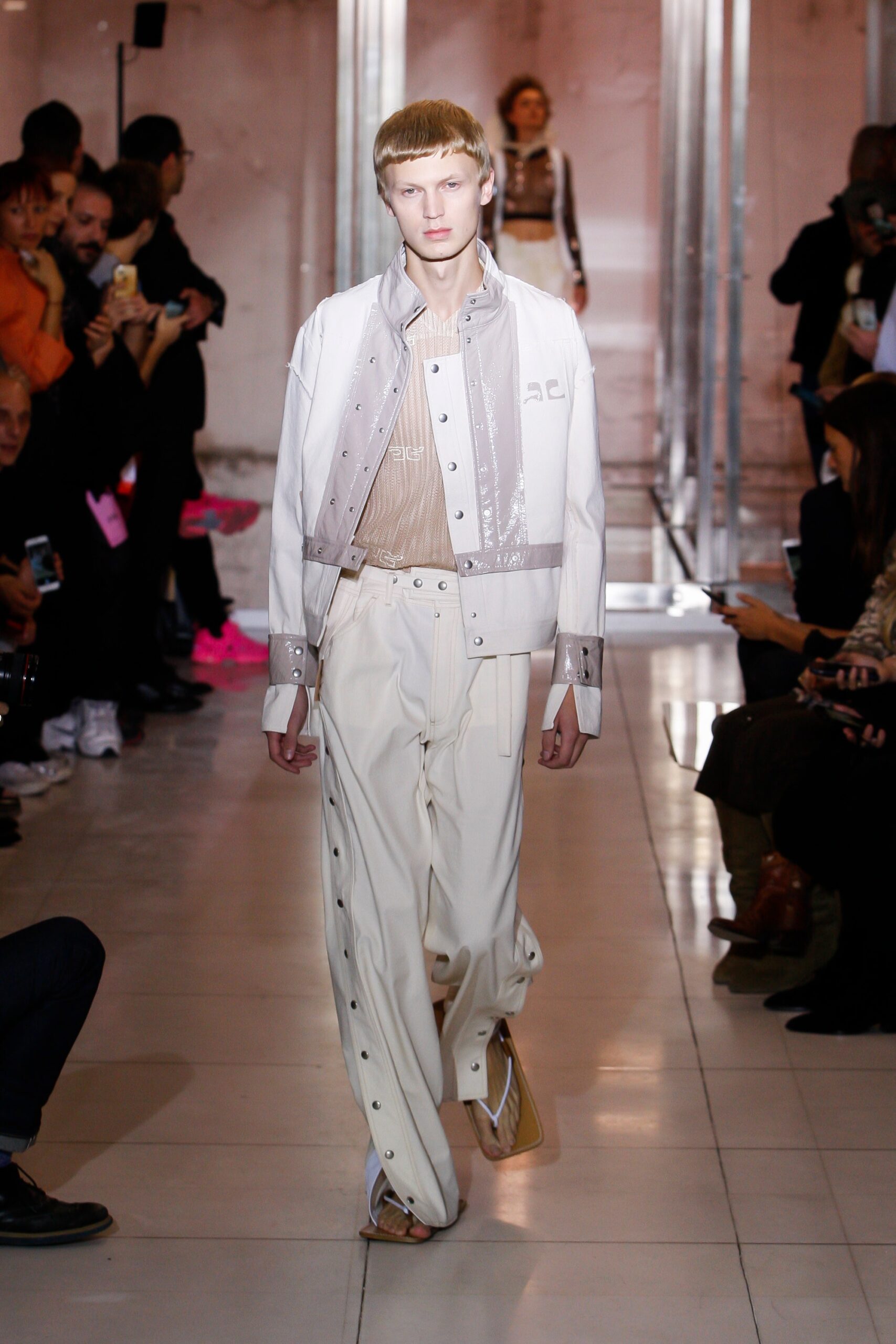 Courrèges S/S 19 Look 38