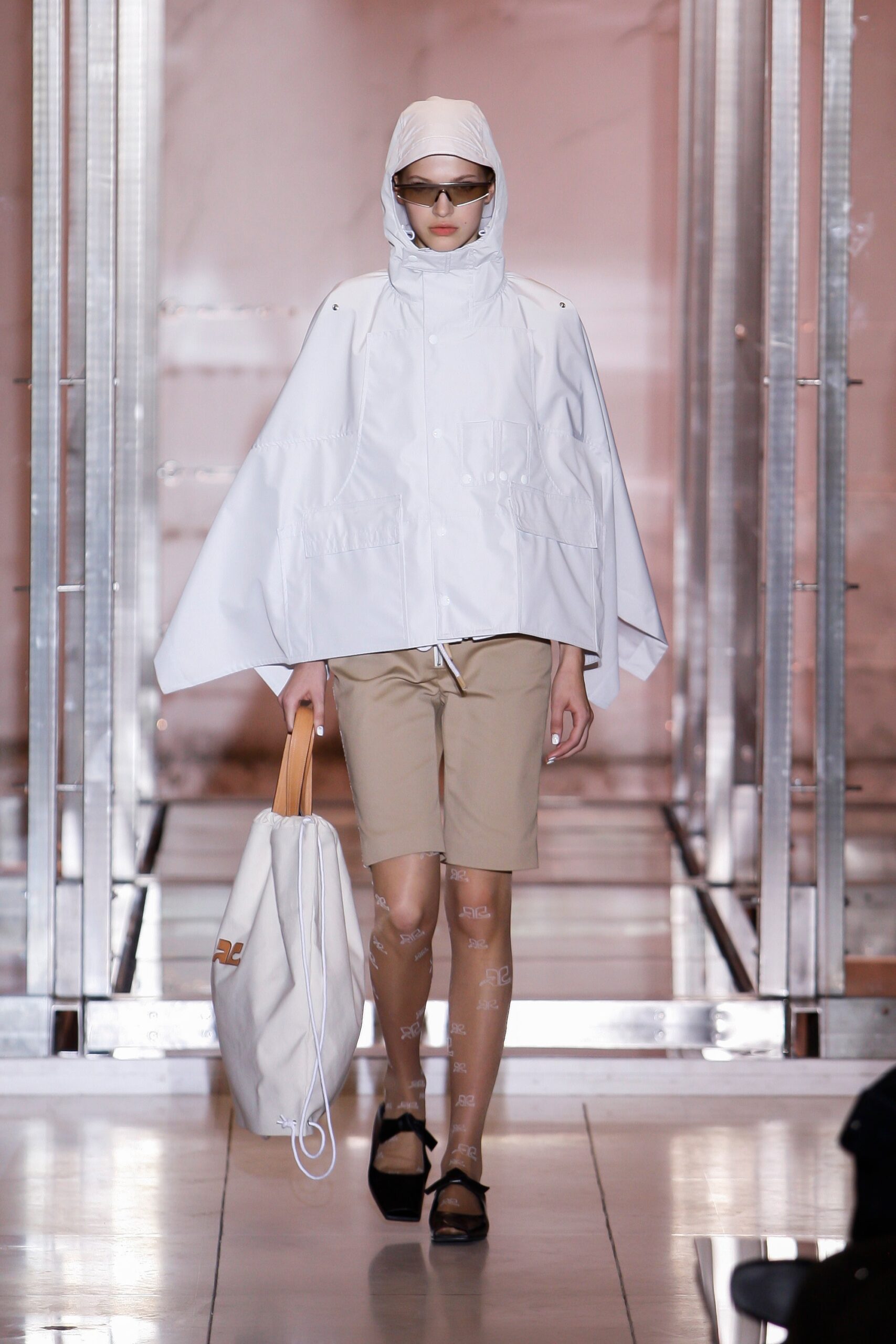 Courrèges S/S 19 Look 74