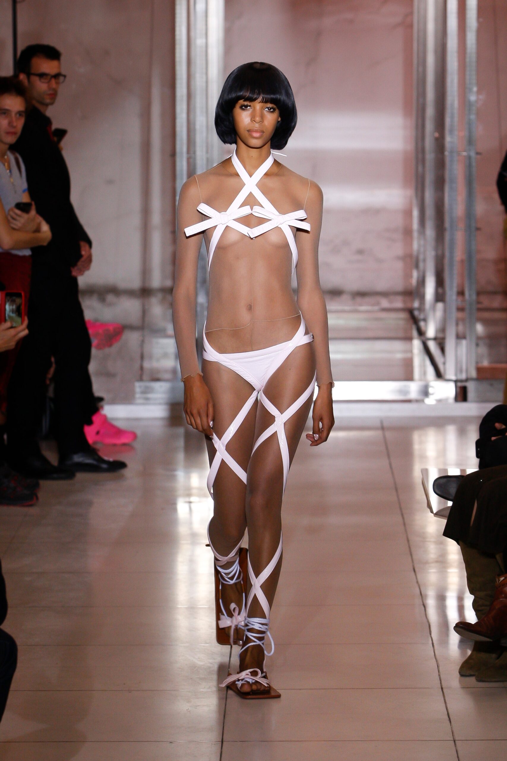 Courrèges S/S 19 Look 135