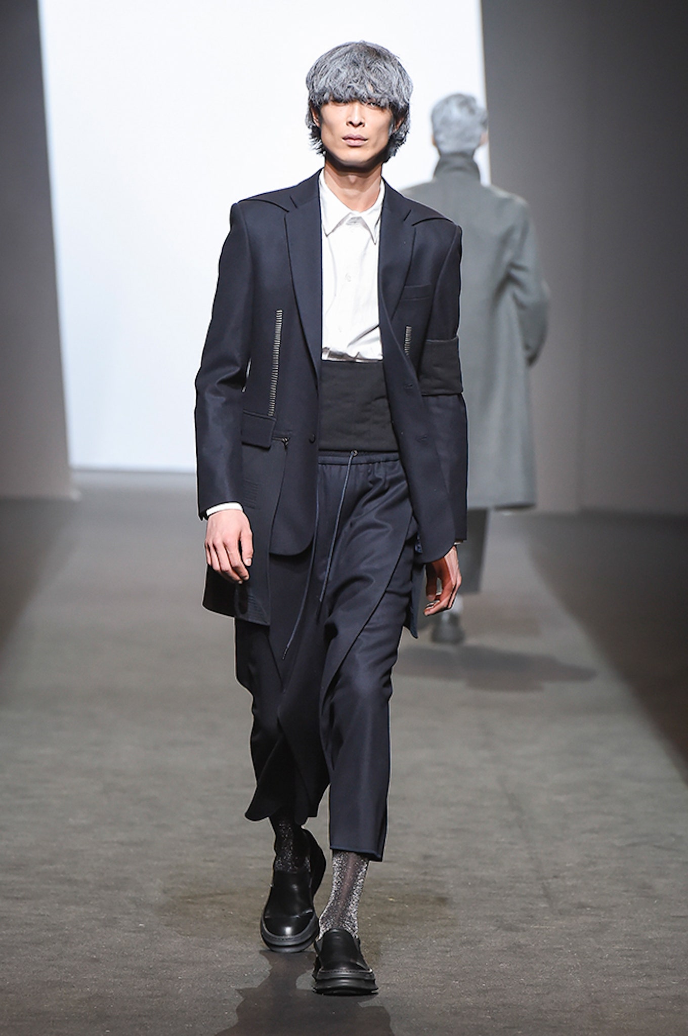 D.Gnak Seoul F/W 17 Look 6