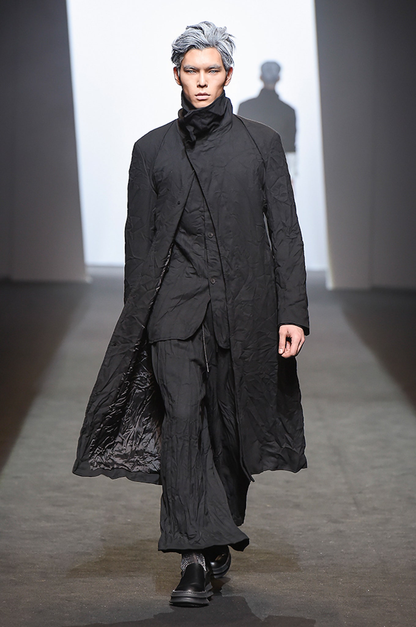 D.Gnak Seoul F/W 17 Look 16