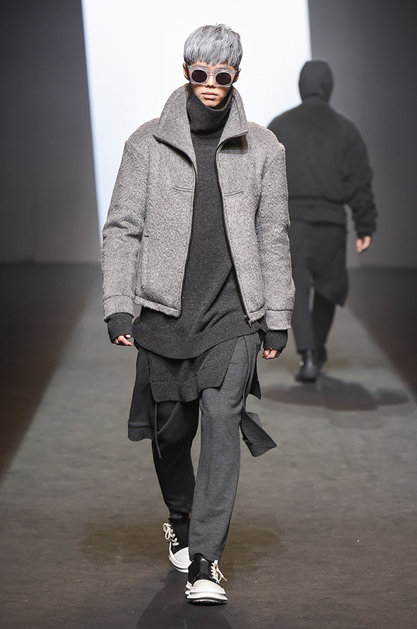 D.Gnak Seoul F/W 17 Look 51