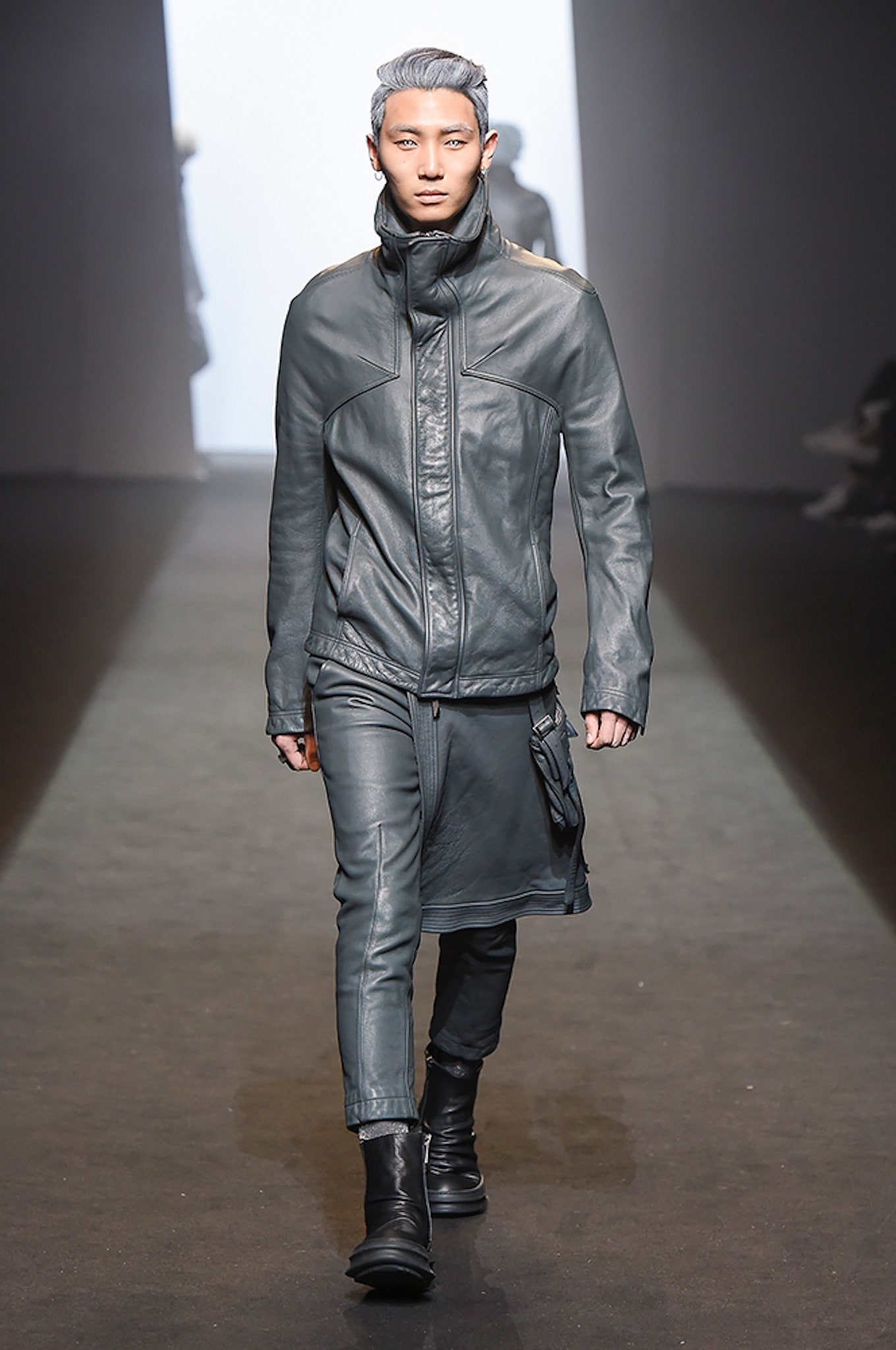 D.Gnak Seoul F/W 17 Look 60