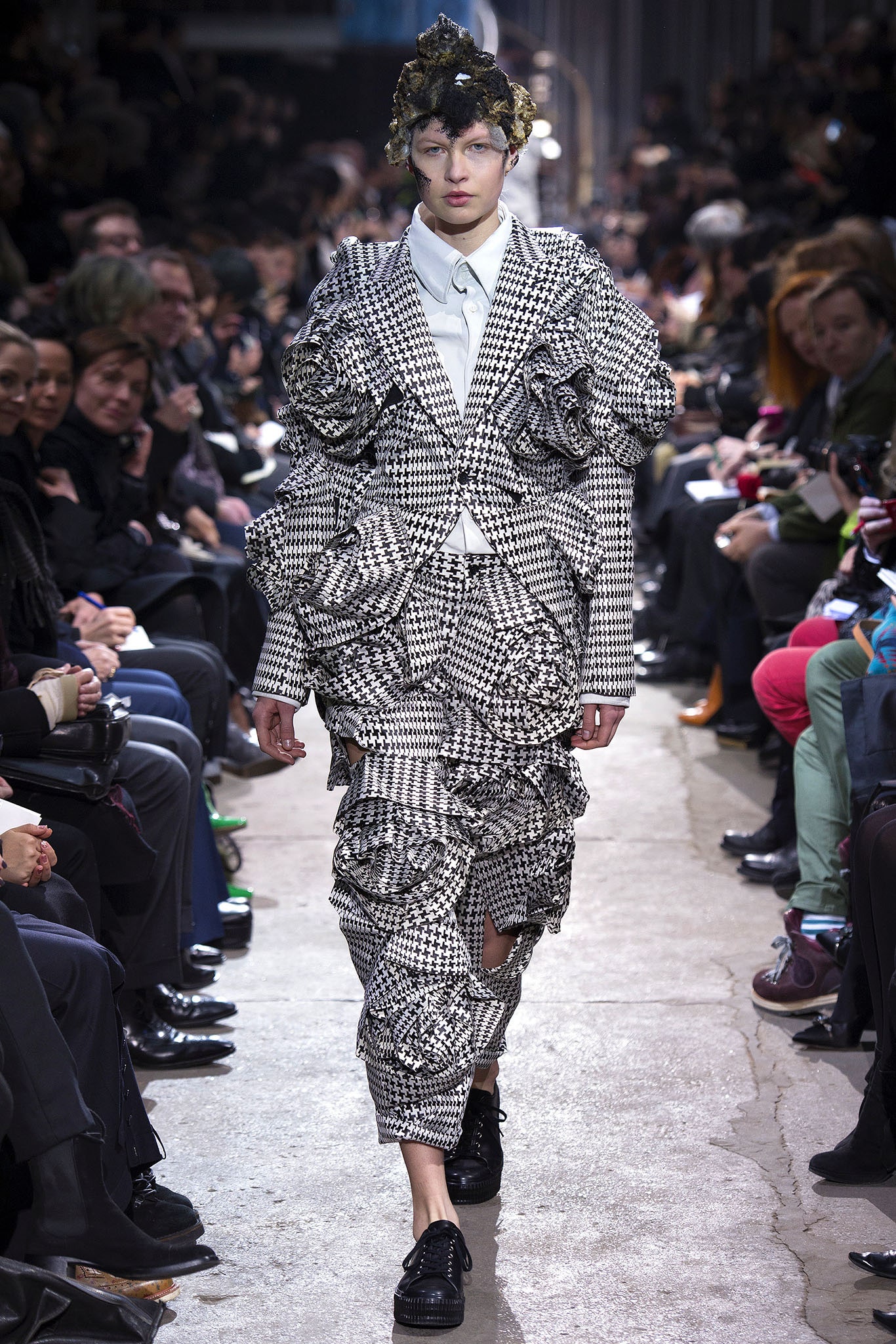 Comme des Garçons F/W 13 Look 1
