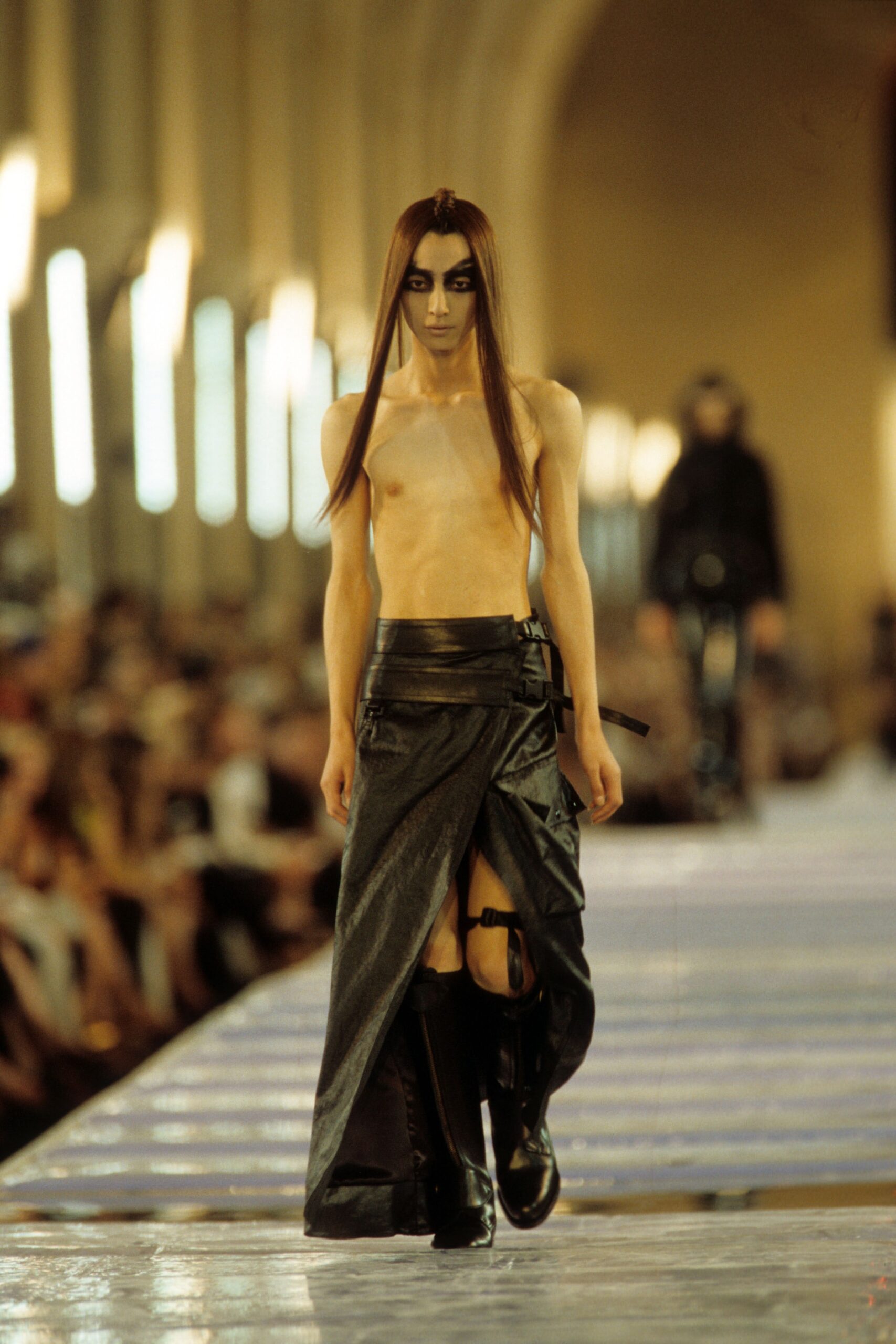 Christian Dior F/W 99 Couture Look 19