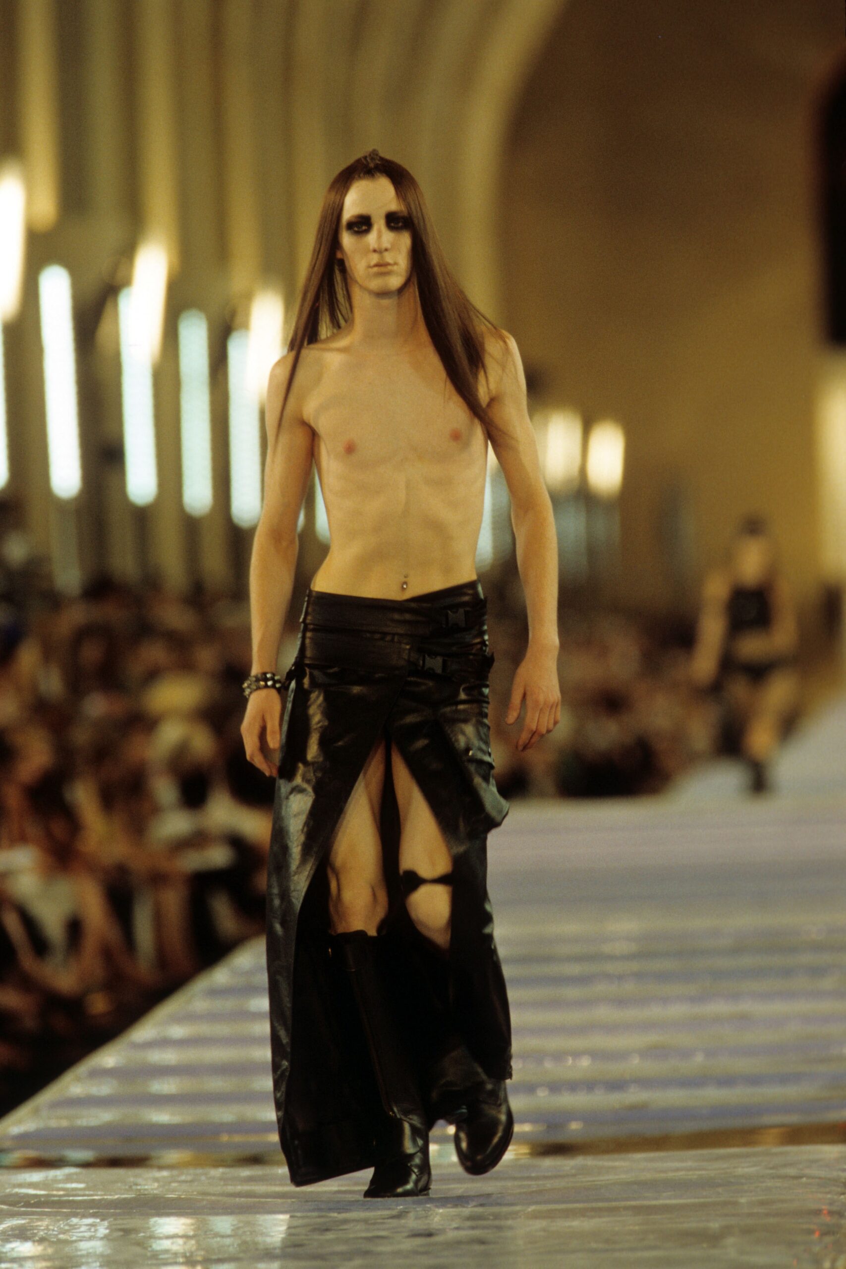 Christian Dior F/W 99 Couture Look 39