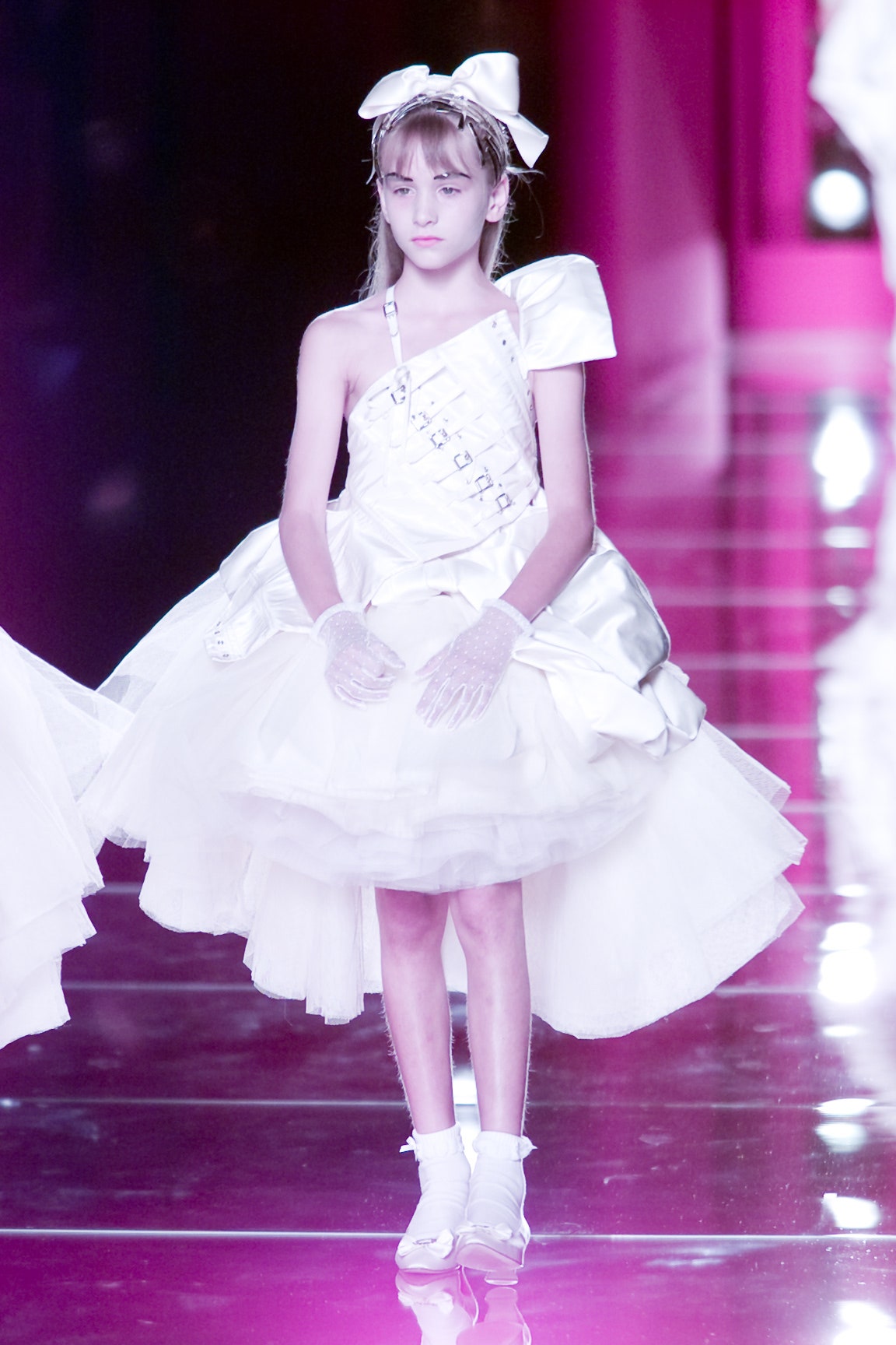 Christian Dior F/W 00 Couture Look 20