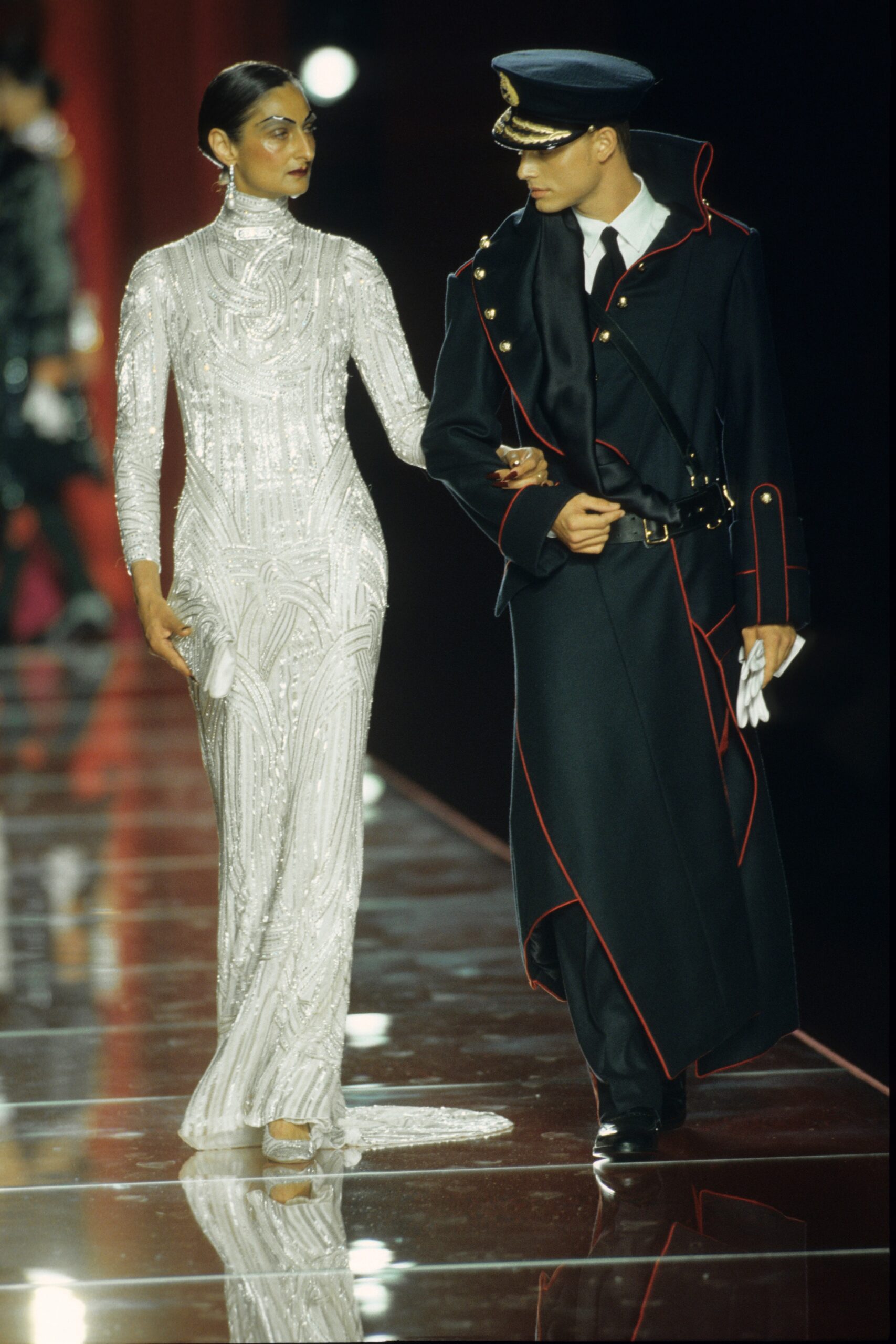 Christian Dior F/W 00 Couture Look 73