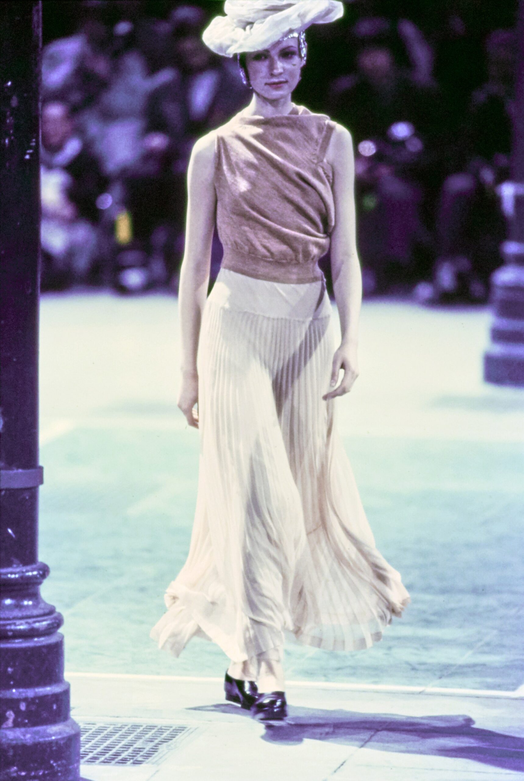 Comme des Garçons F/W 93 Look 1147