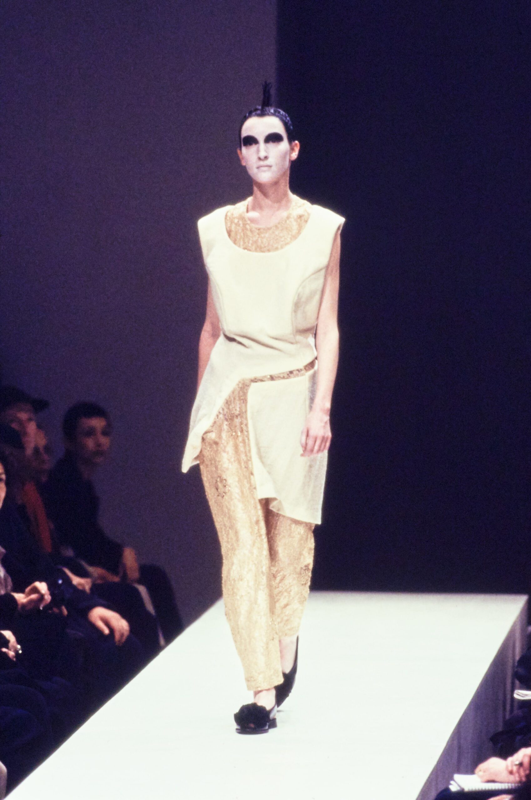 Comme des Garçons F/W 97 Look 37