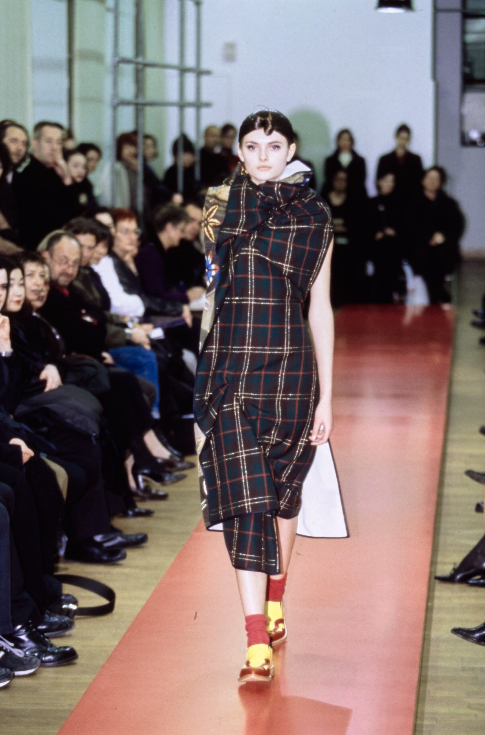 Comme des Garçons F/W 99 Look 6