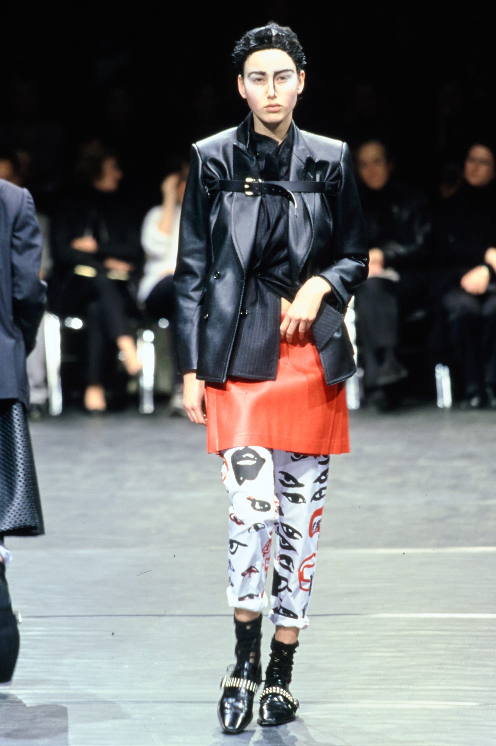 Comme des Garçons F/W 00 Look 25