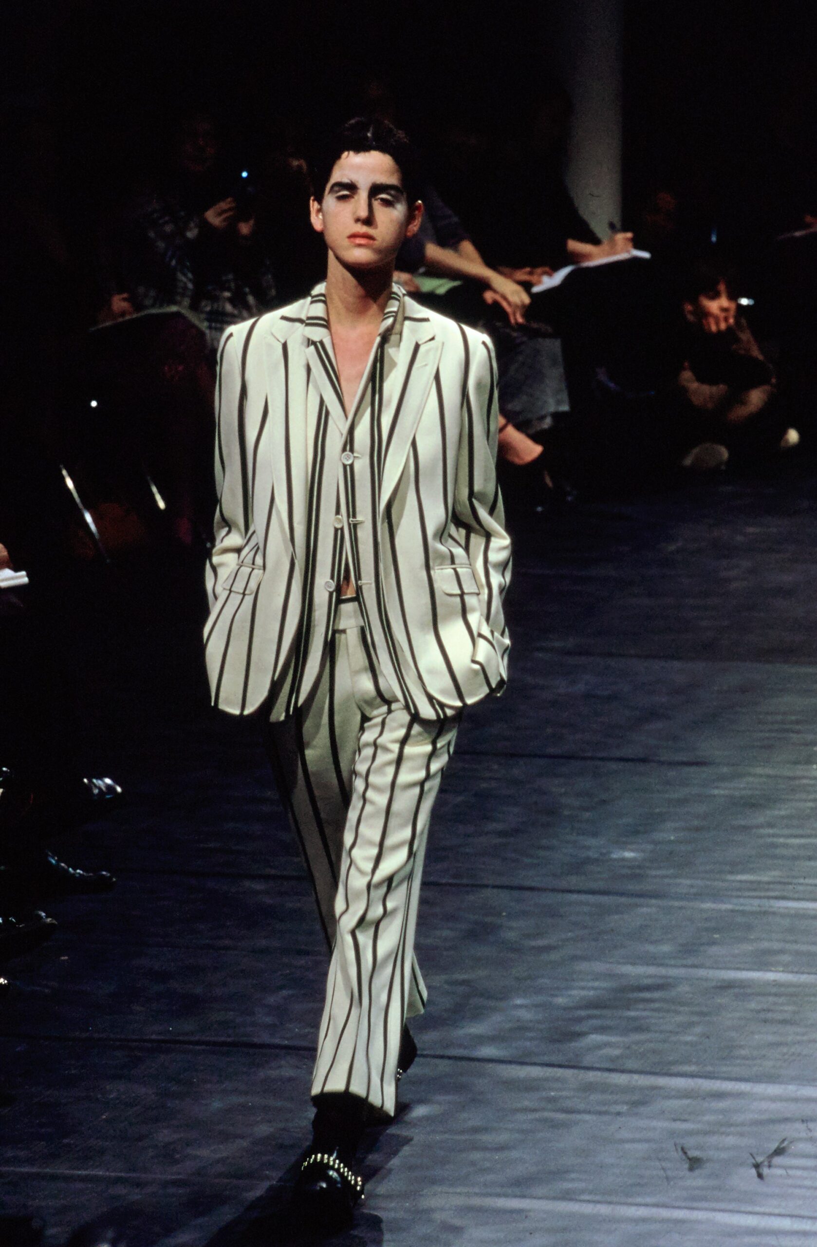 Comme des Garçons F/W 00 Look 394
