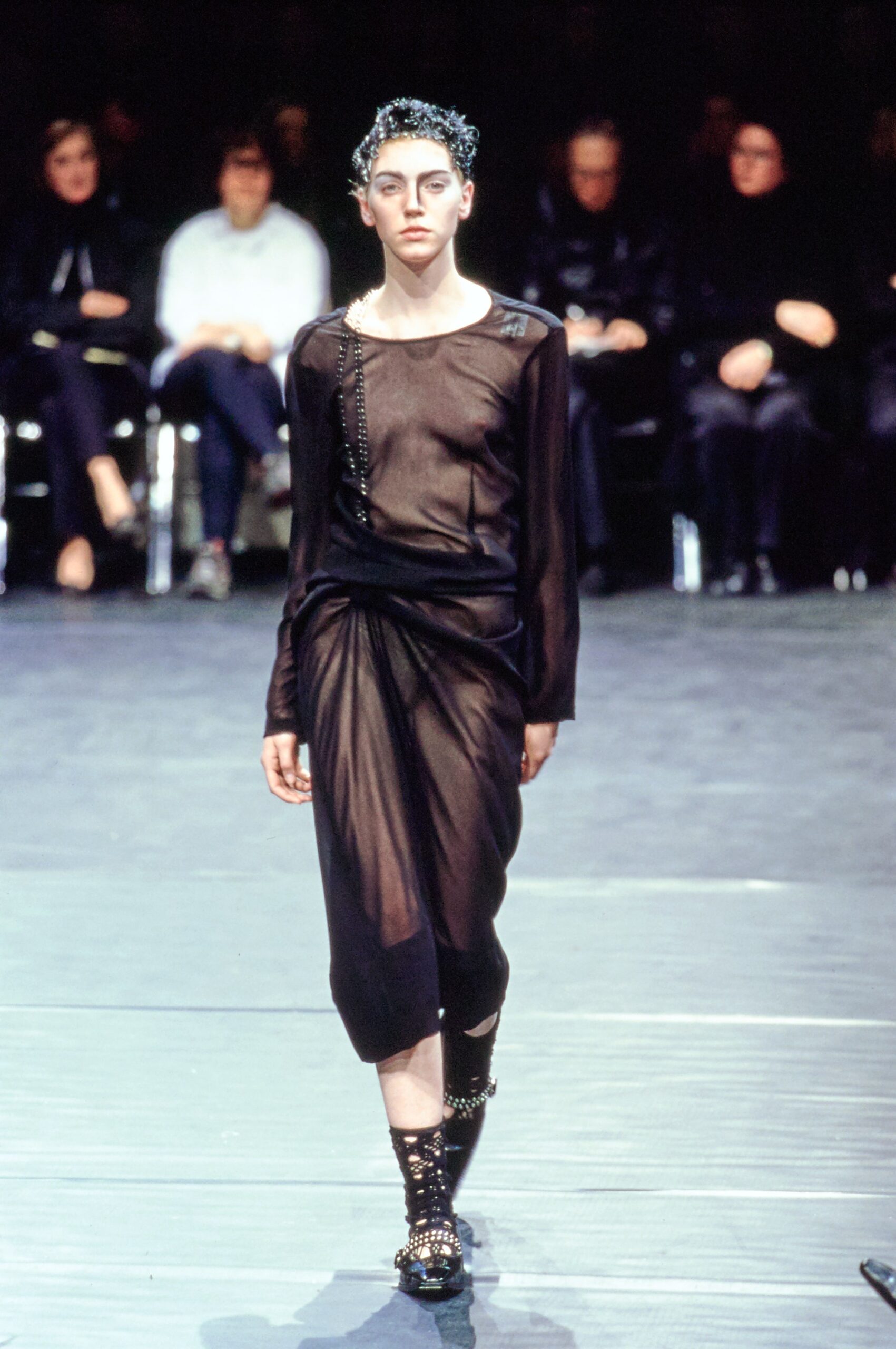 Comme des Garçons F/W 00 Look 447