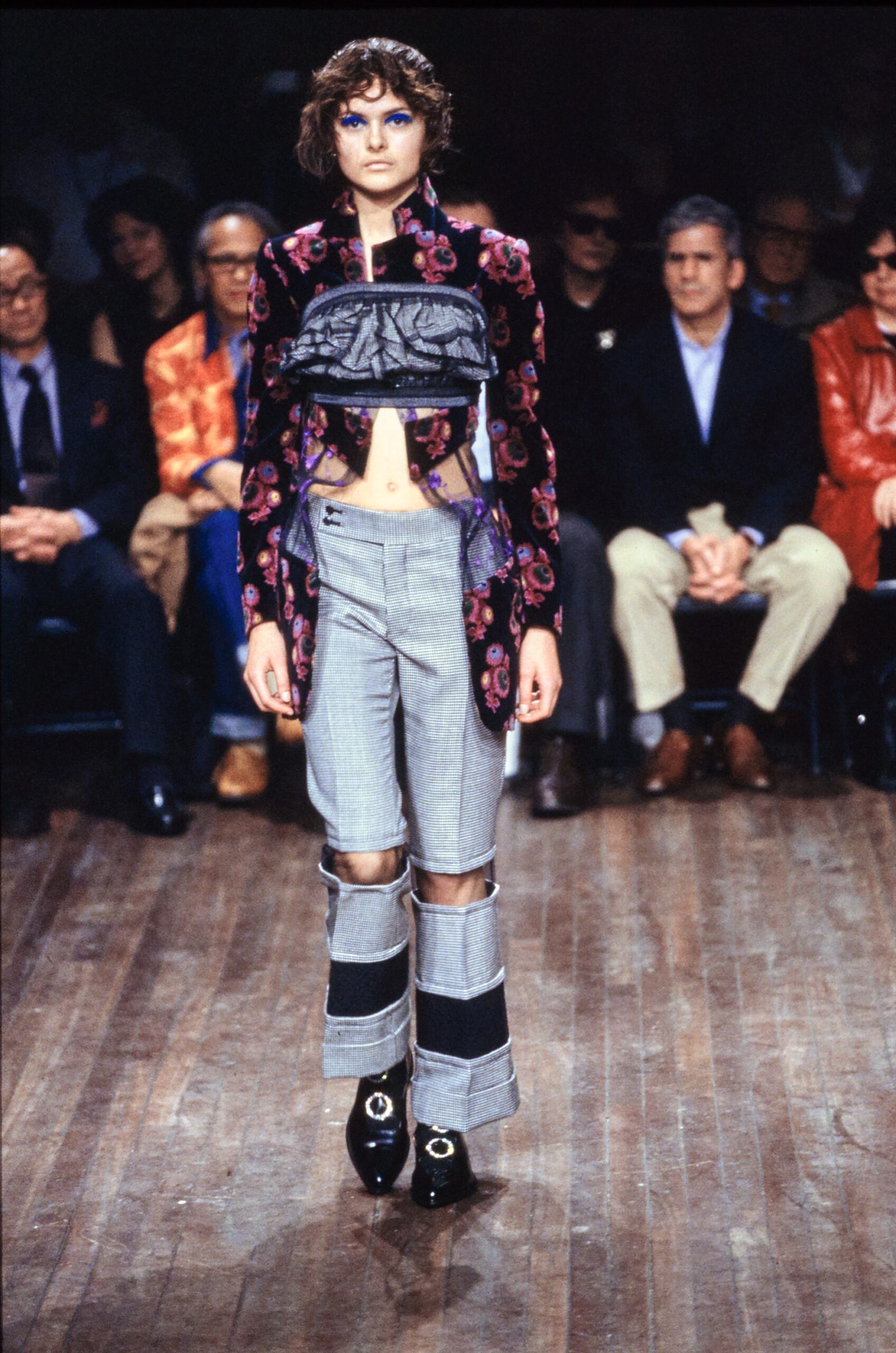 Comme des Garçons F/W 01 Look 11