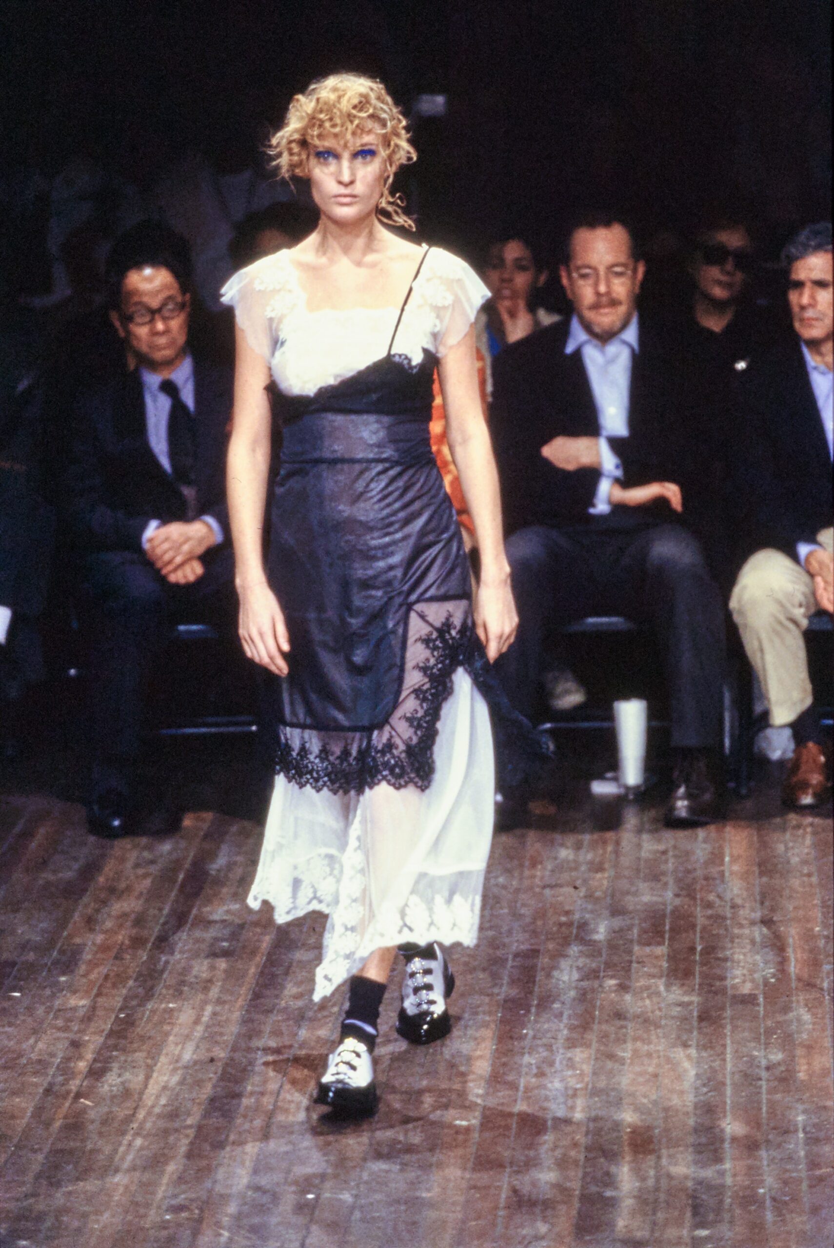 Comme des Garçons F/W 01 Look 142