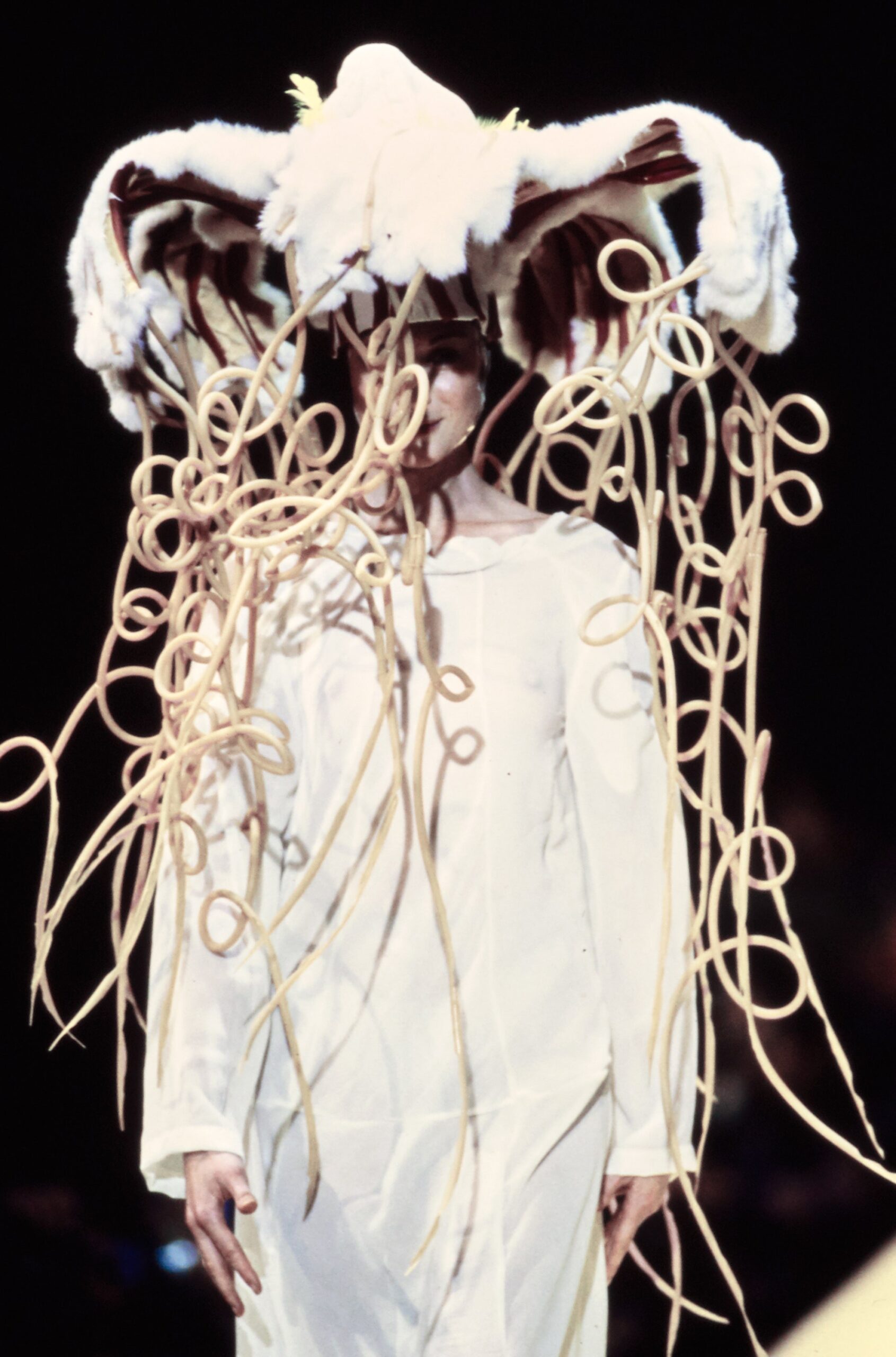 Comme des Garçons S/S 93 Look 438