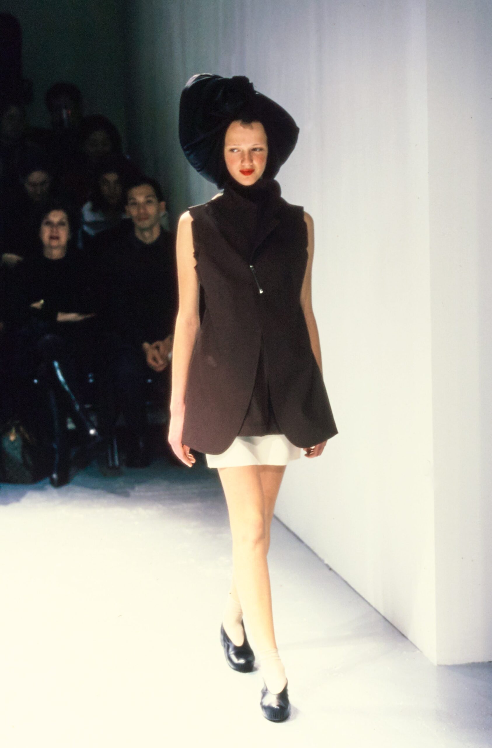Comme des Garçons S/S 99 Look 29