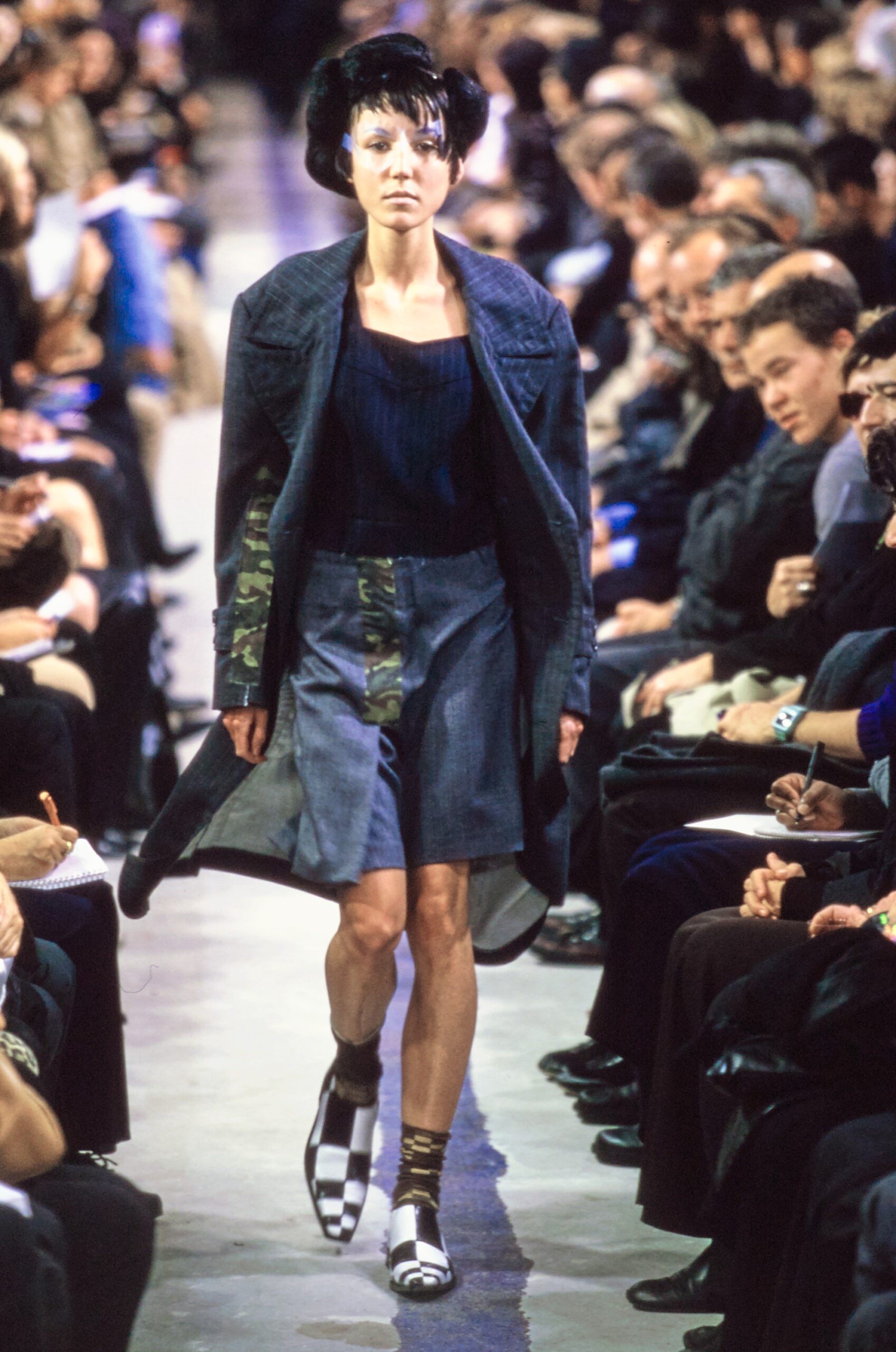 Comme des Garçons S/S 01 Look 3