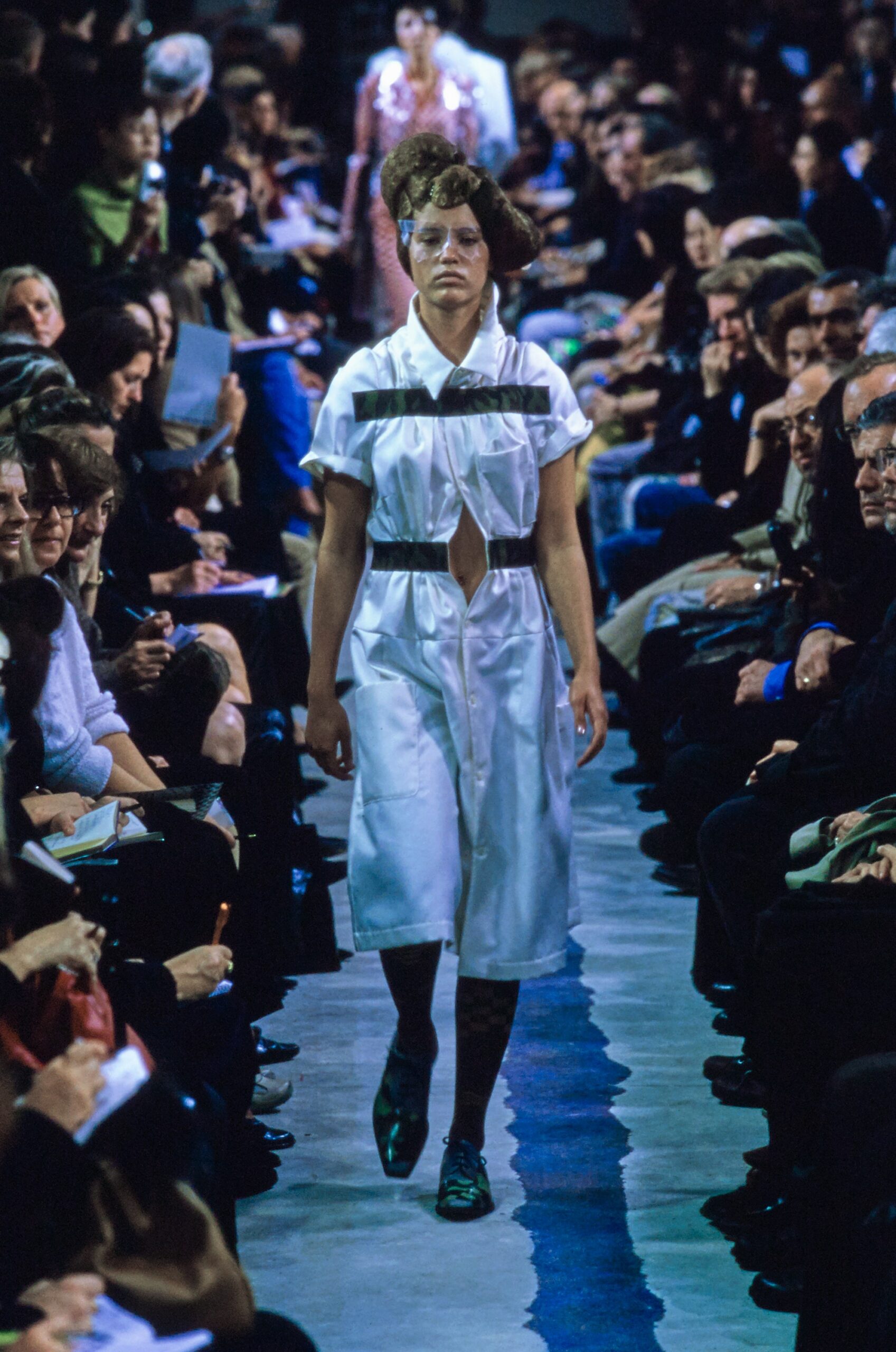 Comme des Garçons S/S 01 Look 166